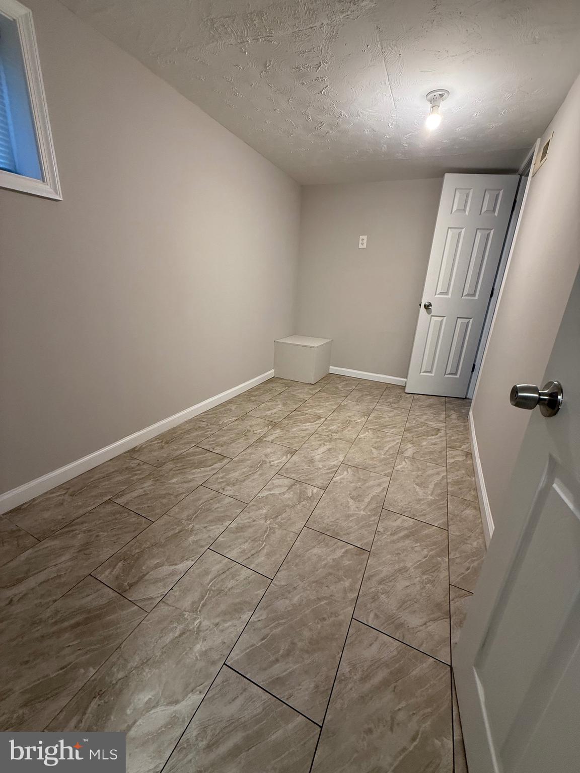 ANNALANE TERRACE - Residential Lease