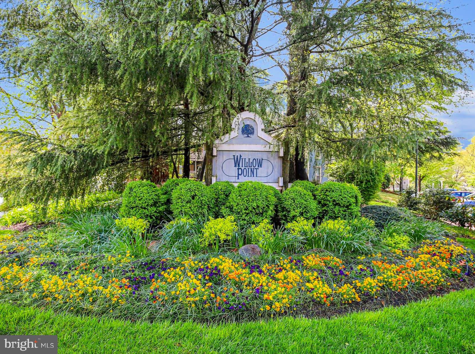 WILLOW POINT - Residential