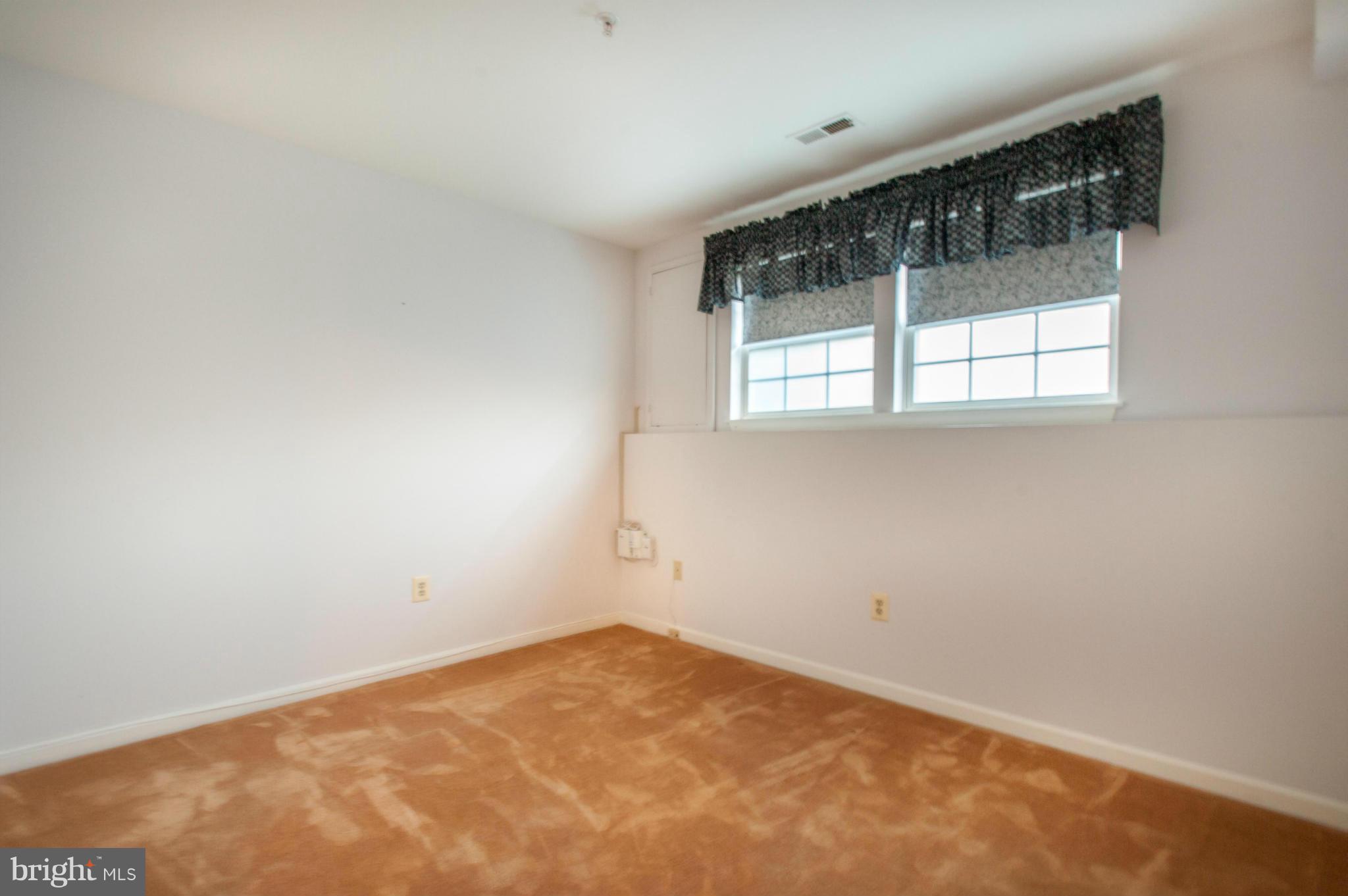 STONEY BEACH - Residential Lease