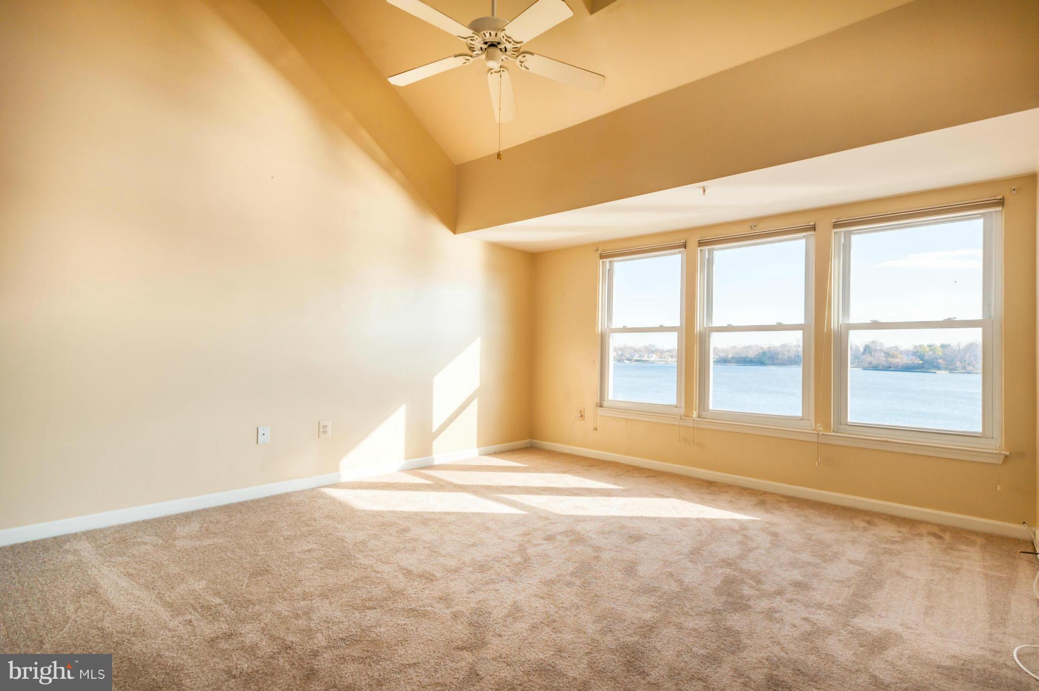 STONEY BEACH - Residential Lease