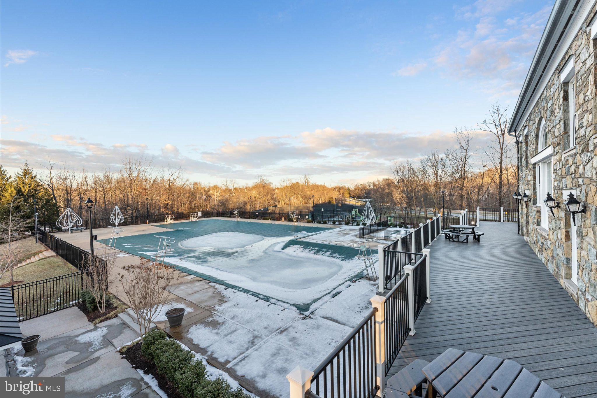 CASCADES - Residential