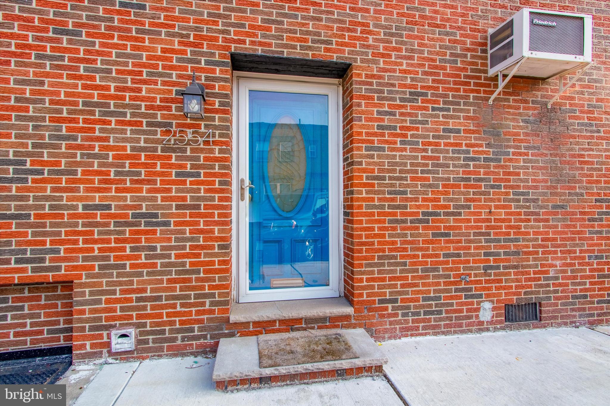 LOWER MOYAMENSING - Residential