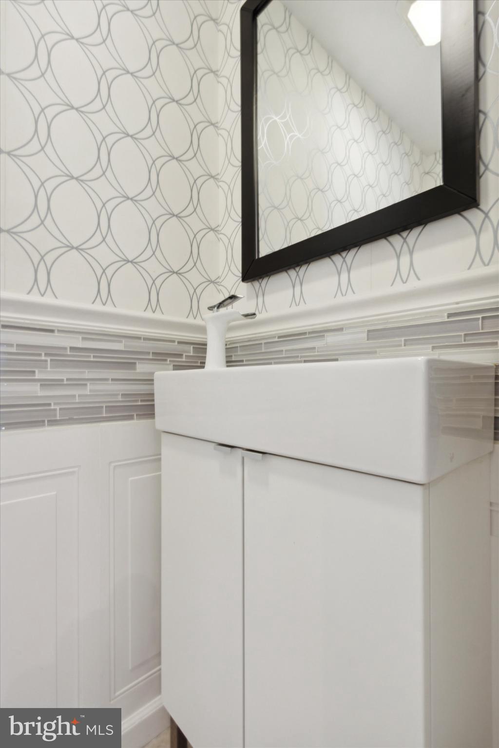 LOWER MOYAMENSING - Residential