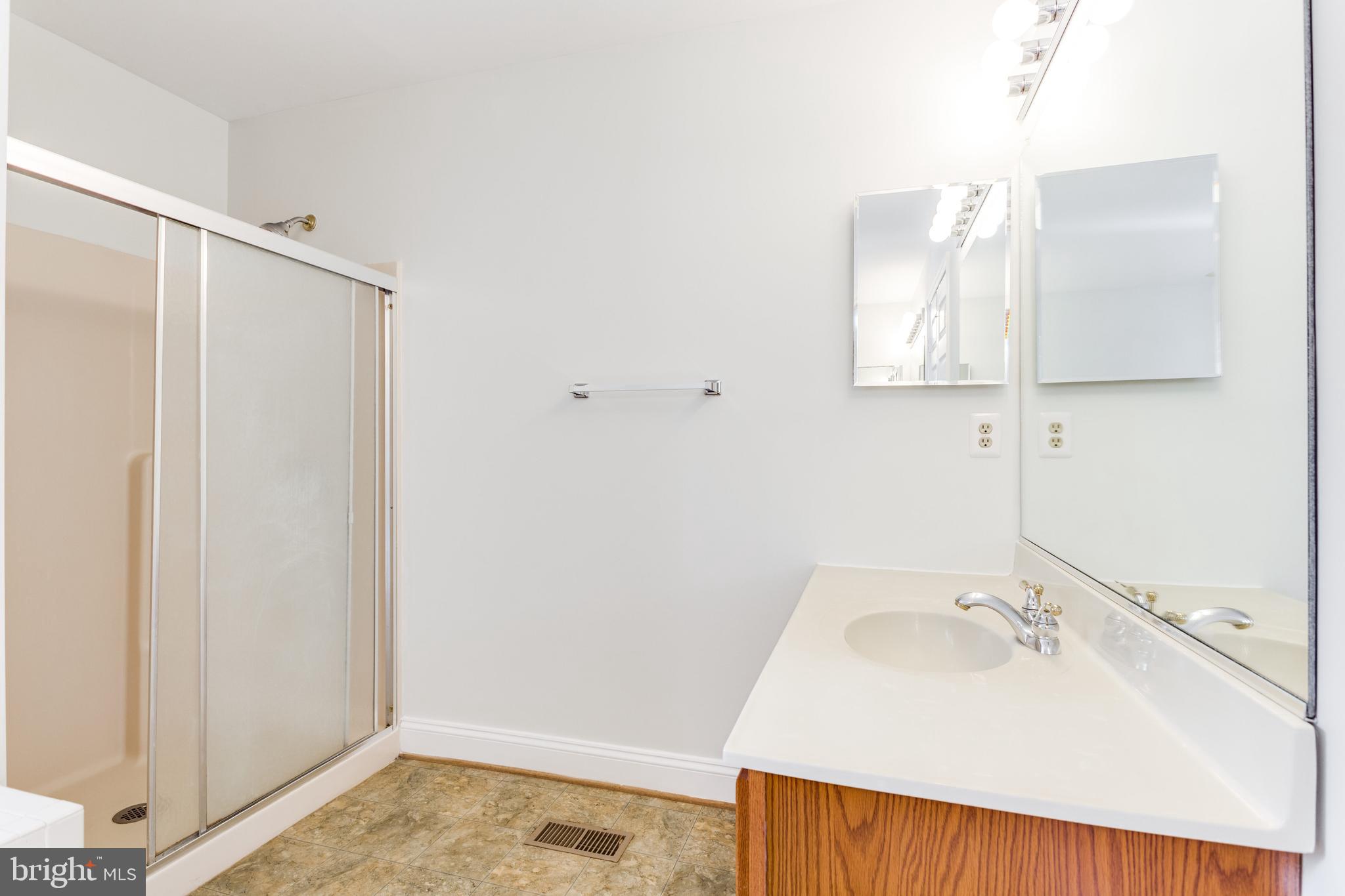 HIGHGROVE - Residential