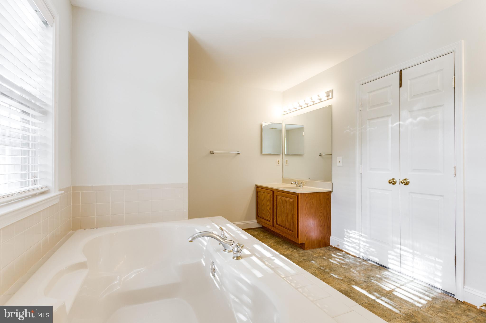 HIGHGROVE - Residential