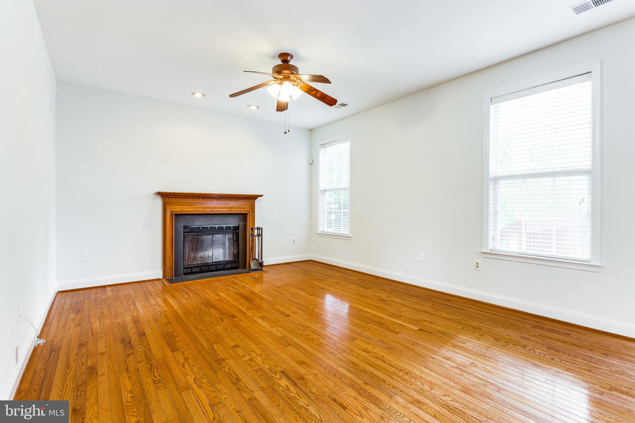 HIGHGROVE - Residential