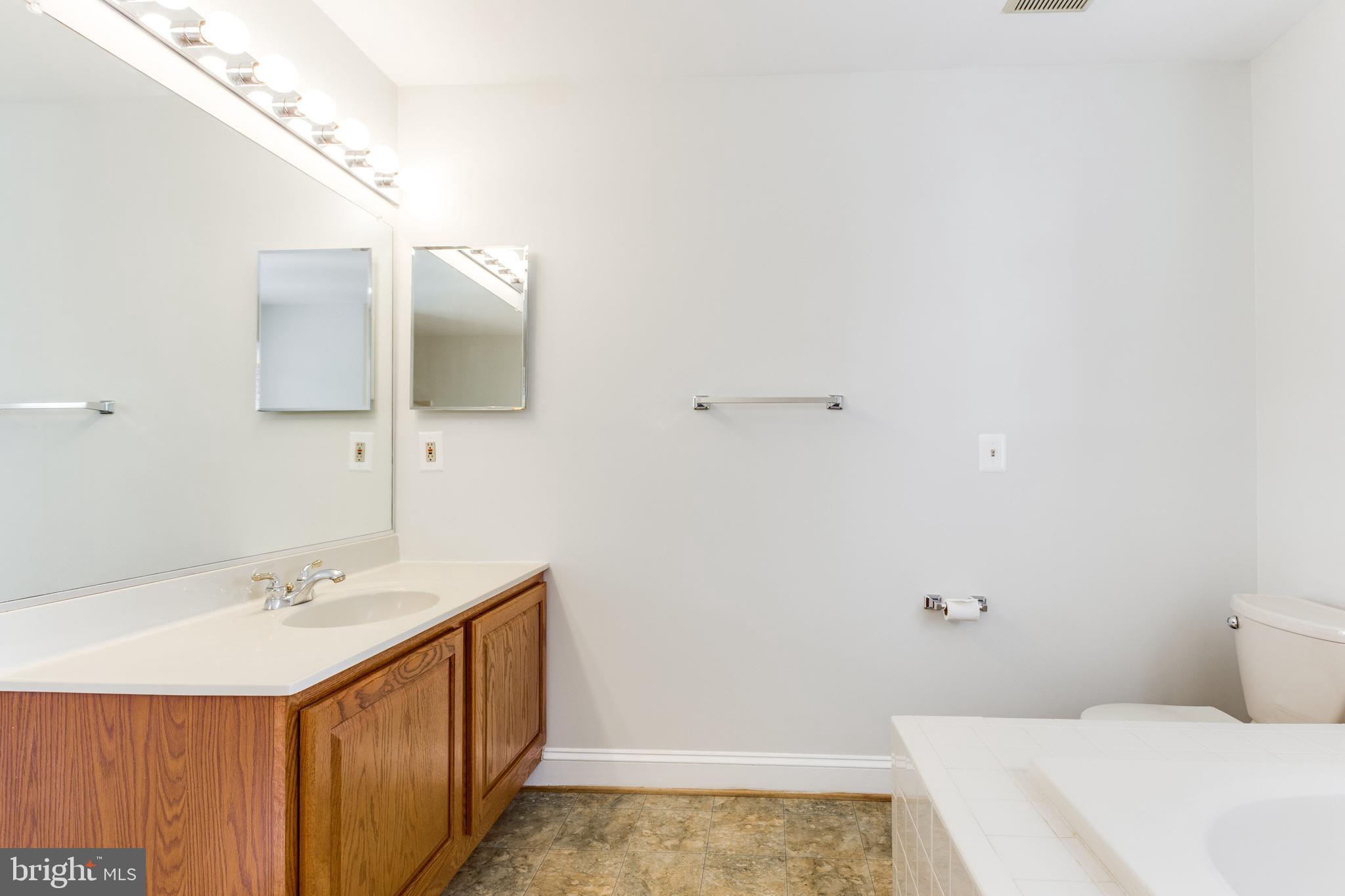 HIGHGROVE - Residential