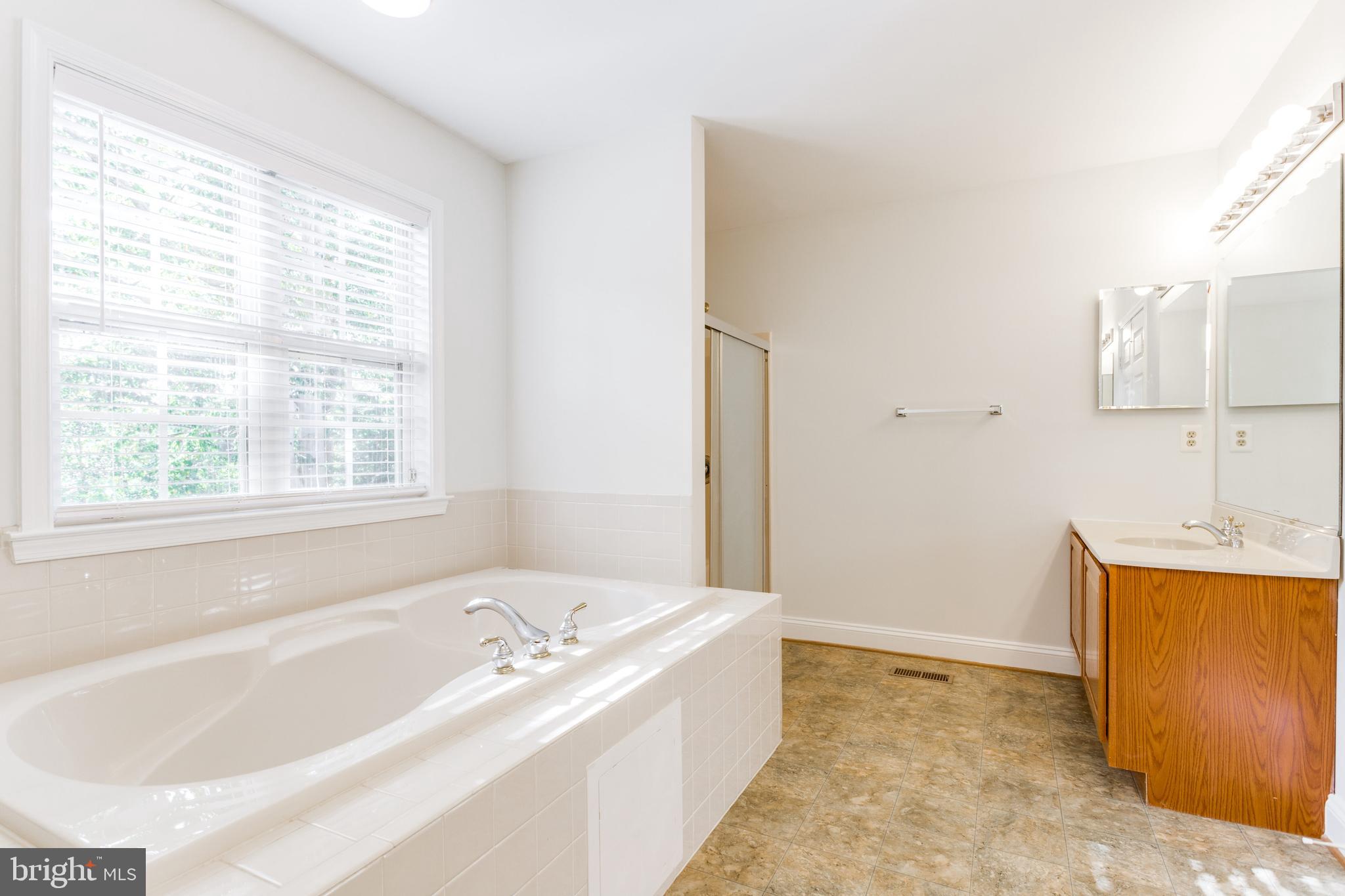 HIGHGROVE - Residential