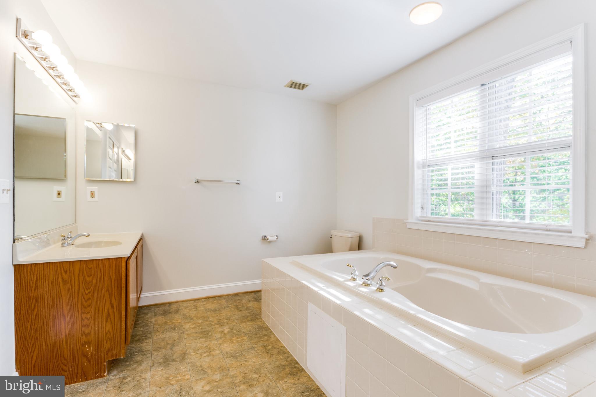 HIGHGROVE - Residential