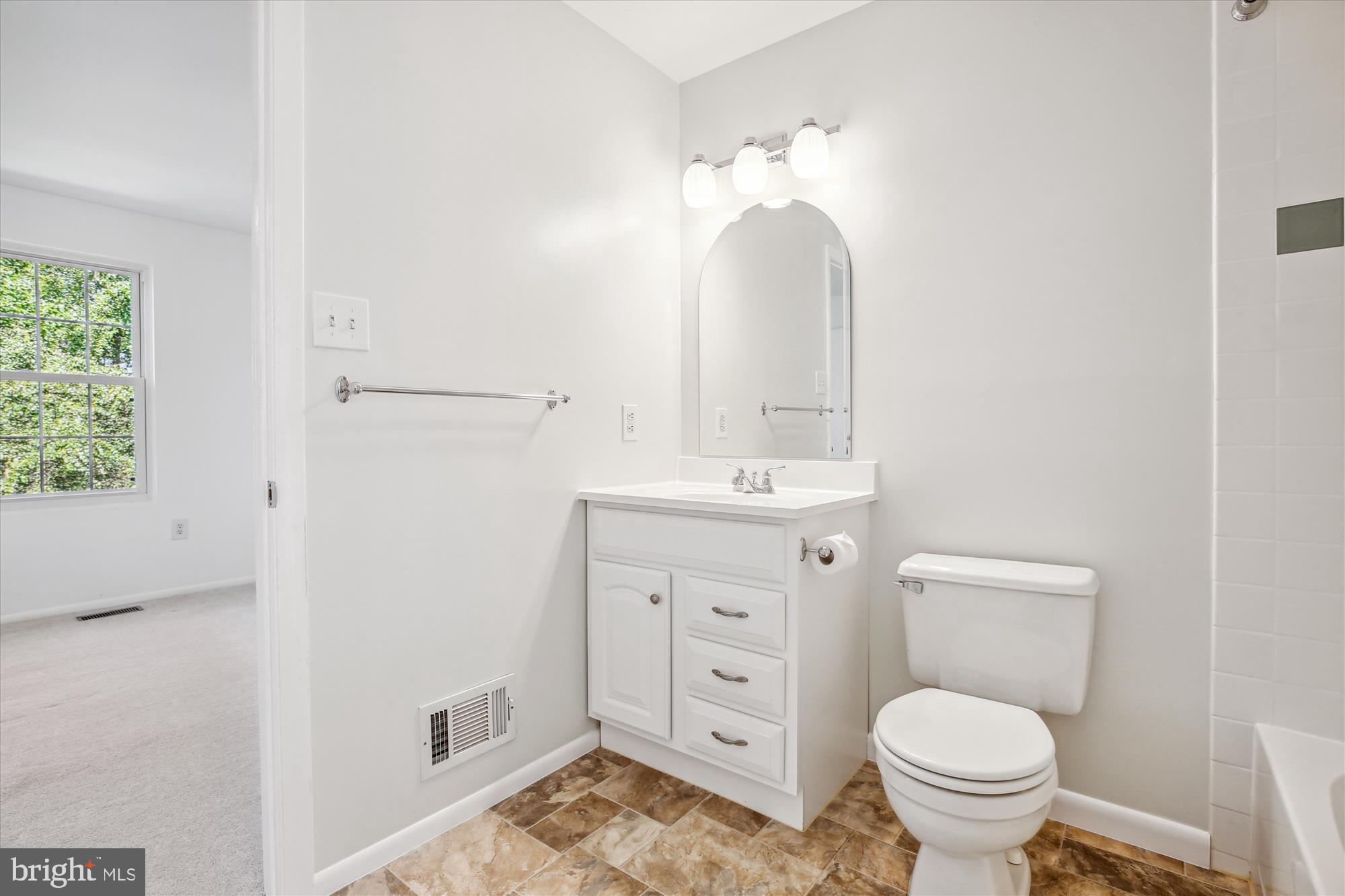 NORBECK MANOR - Residential