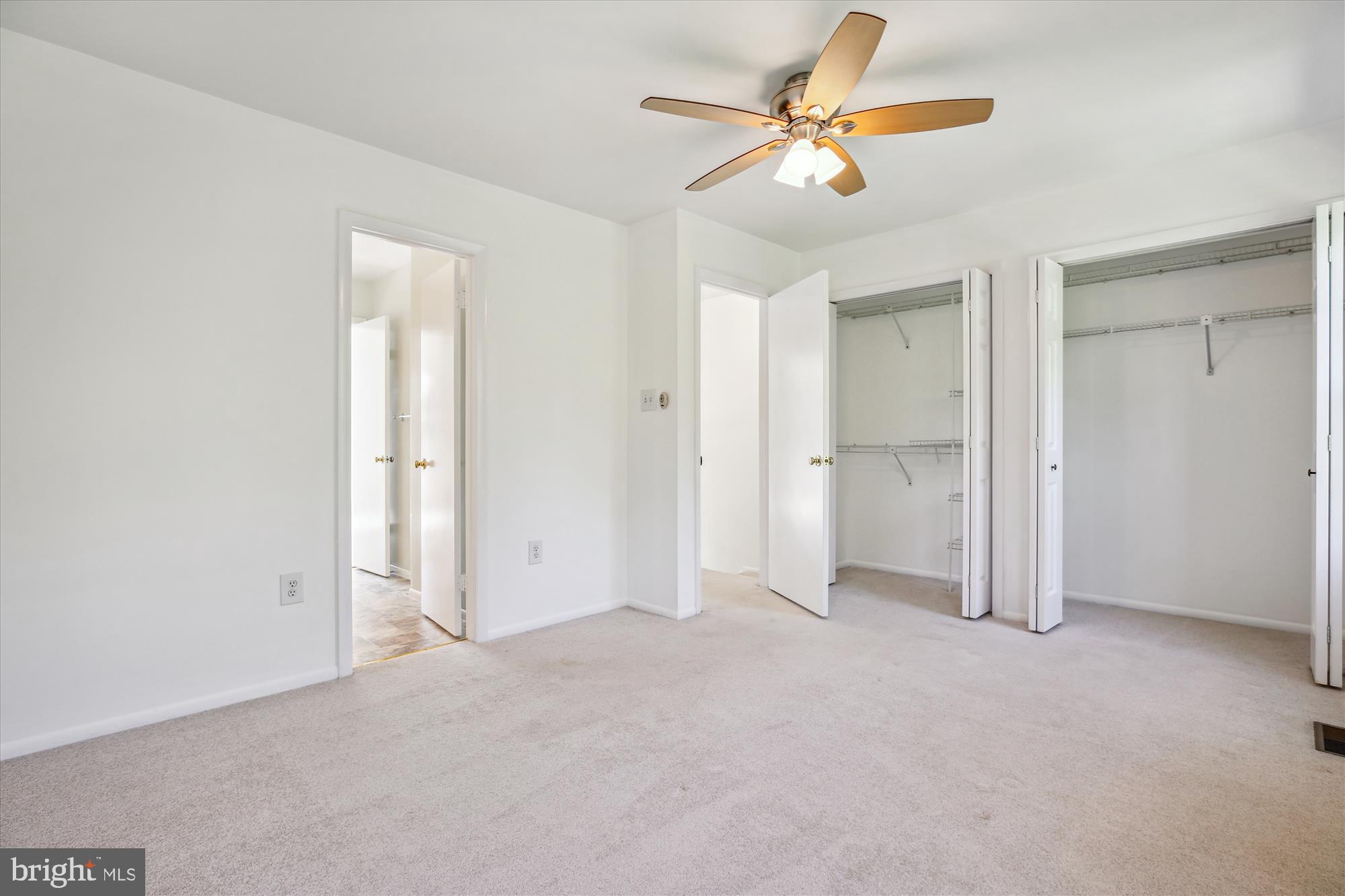 NORBECK MANOR - Residential