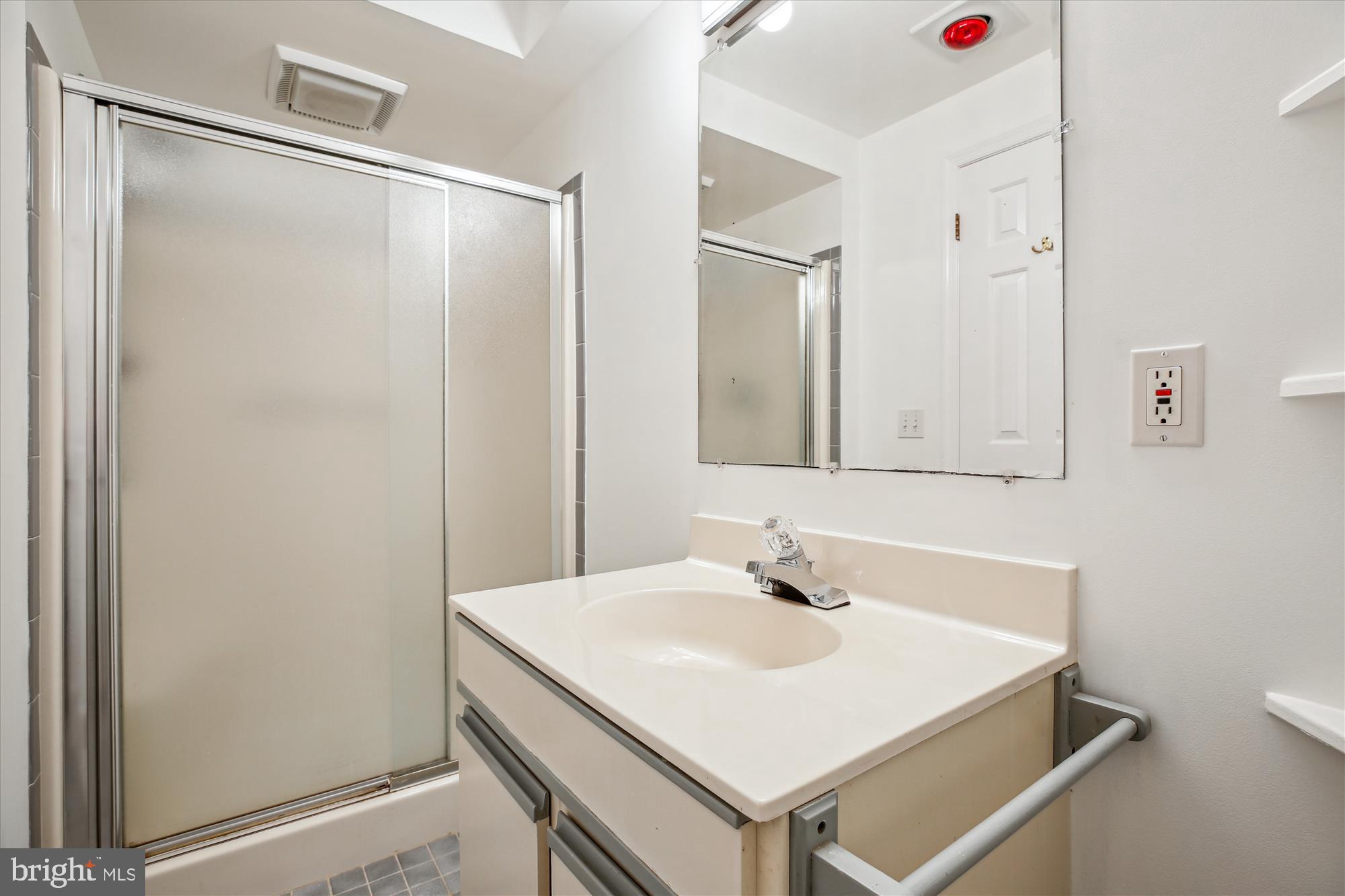 NORBECK MANOR - Residential