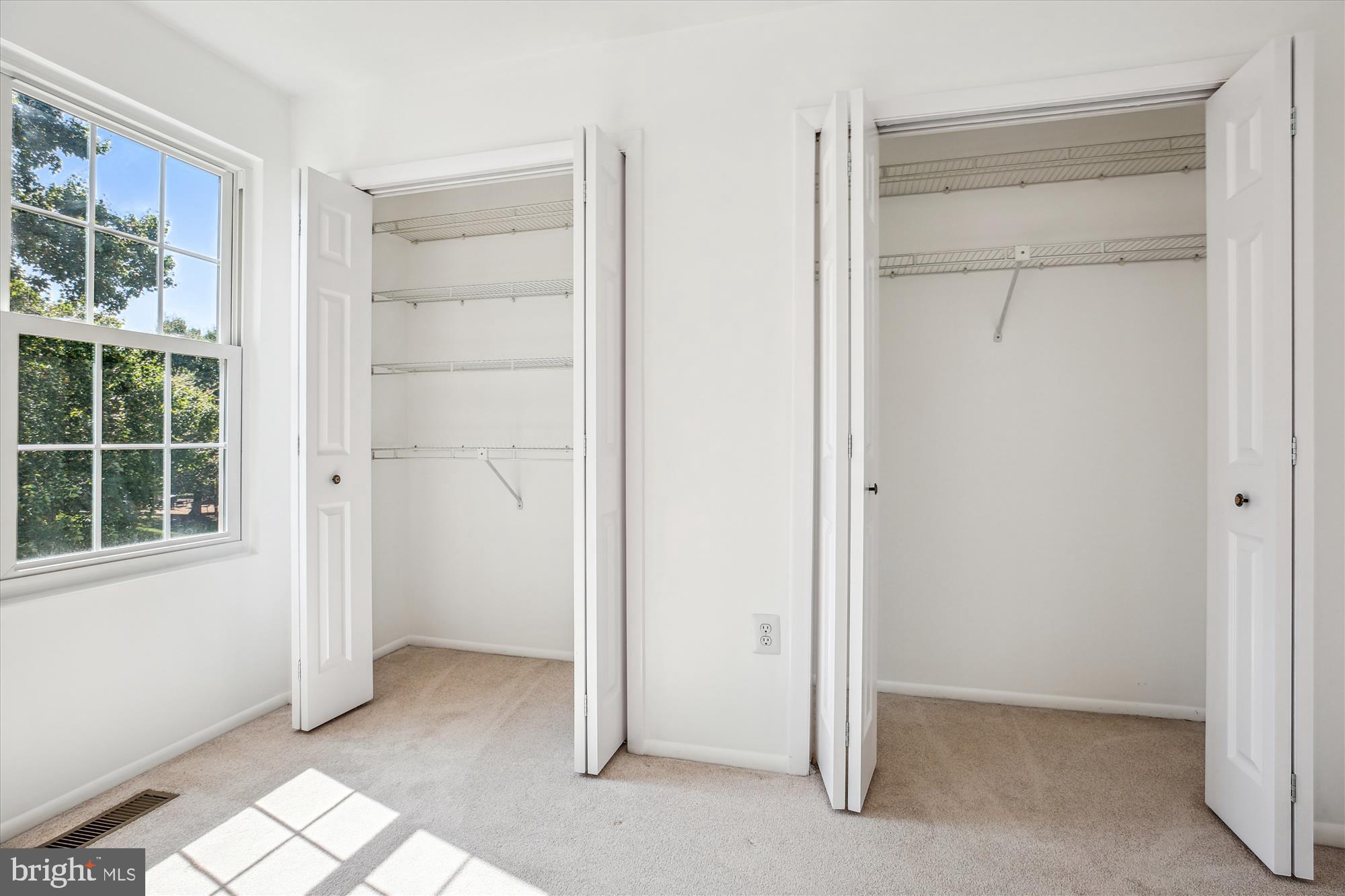 NORBECK MANOR - Residential