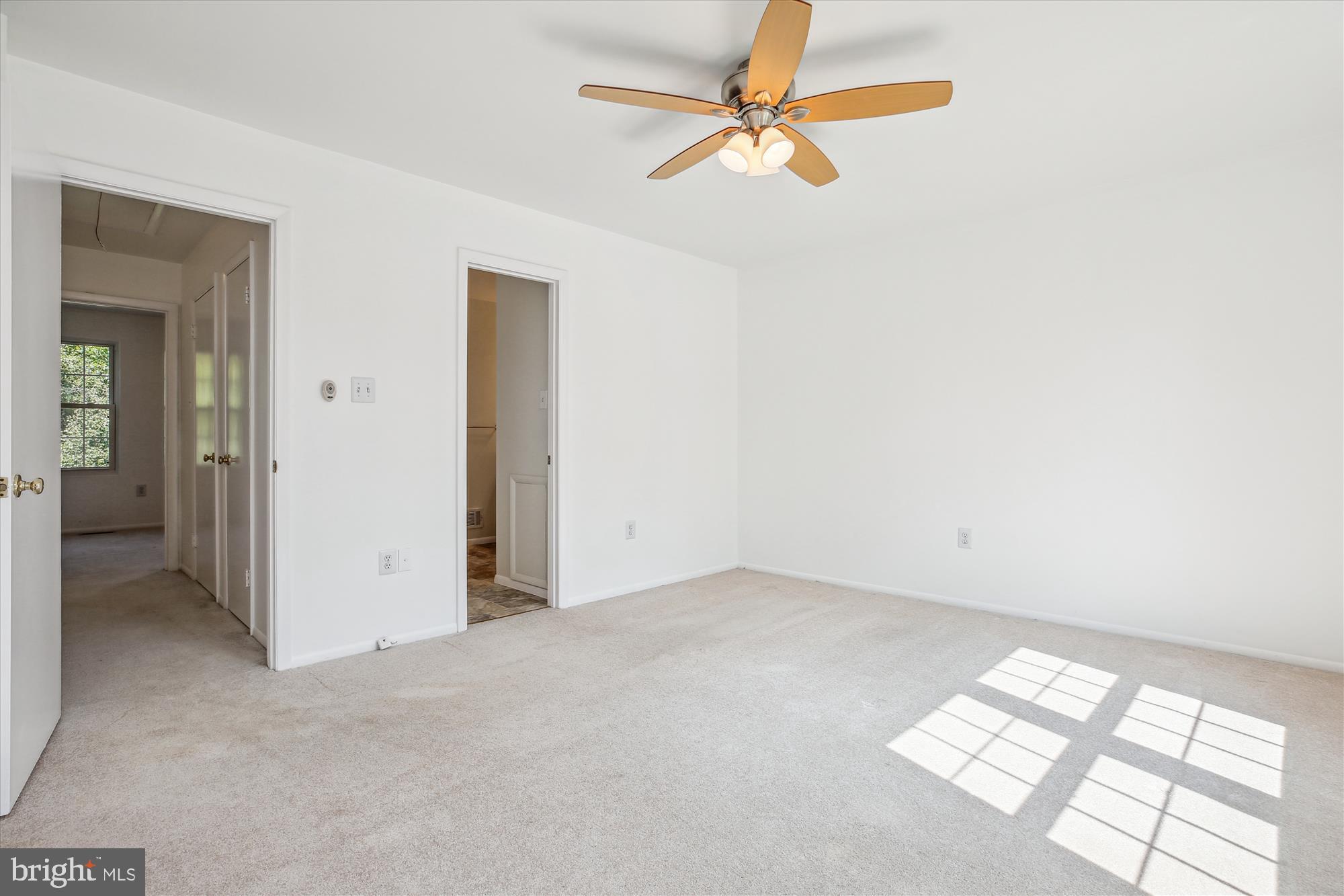 NORBECK MANOR - Residential