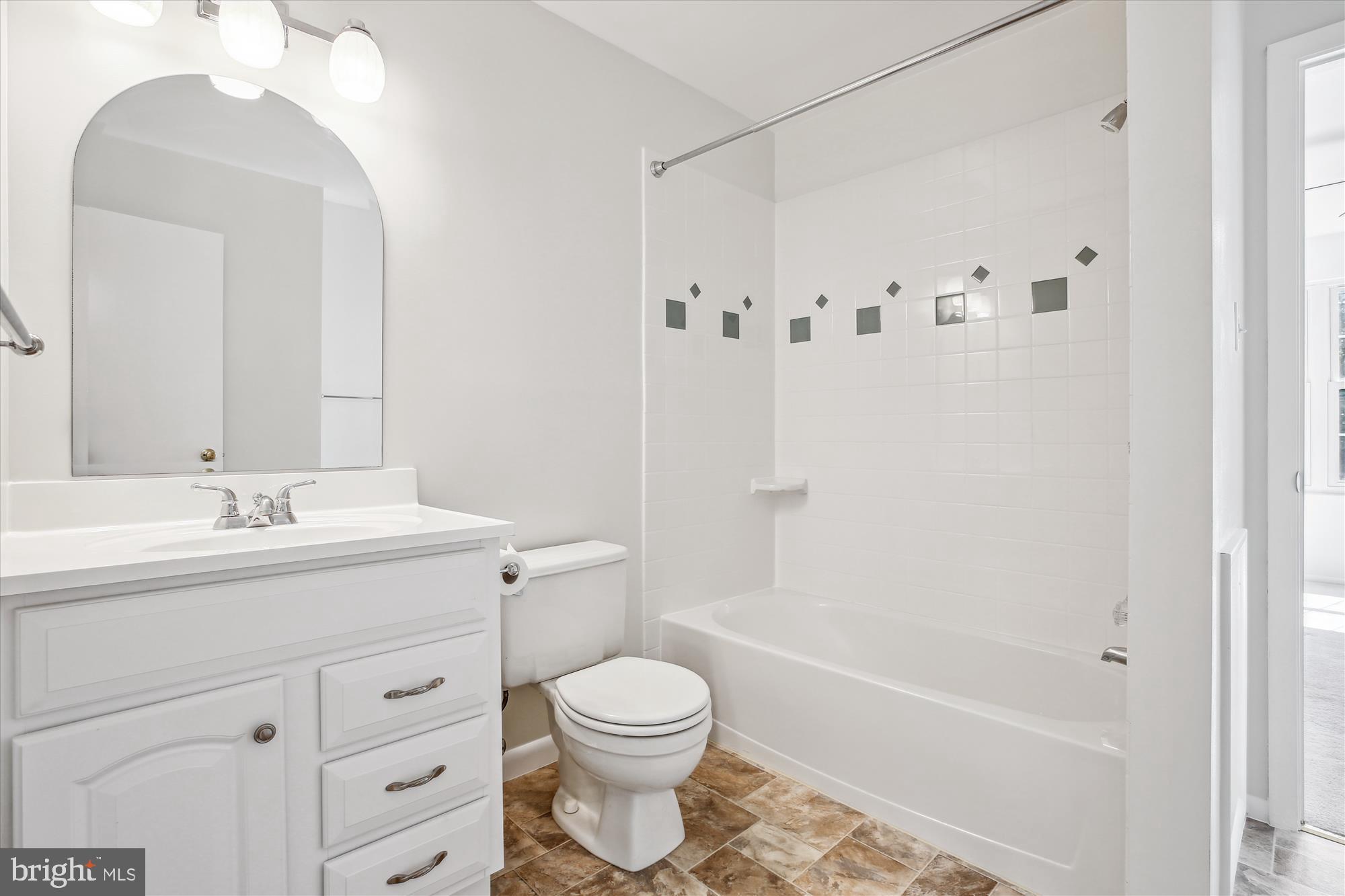 NORBECK MANOR - Residential