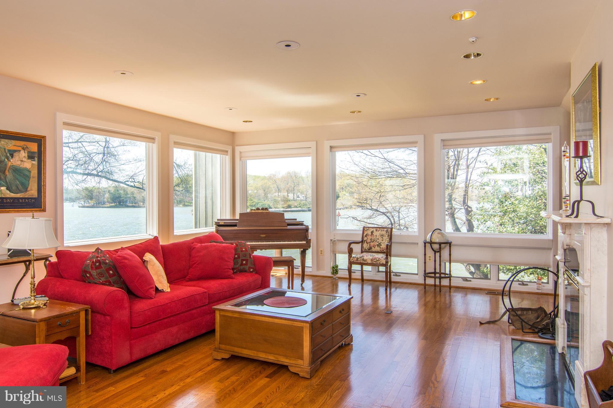 BAY RIDGE - Residential