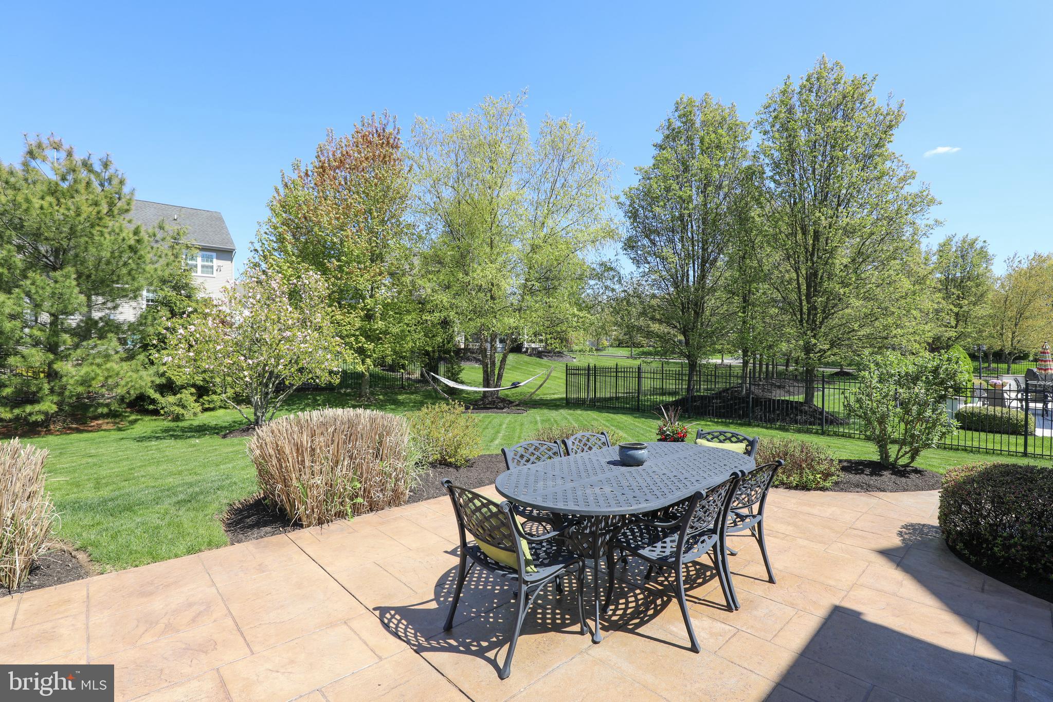 DEVONSHIRE ESTATES - Residential