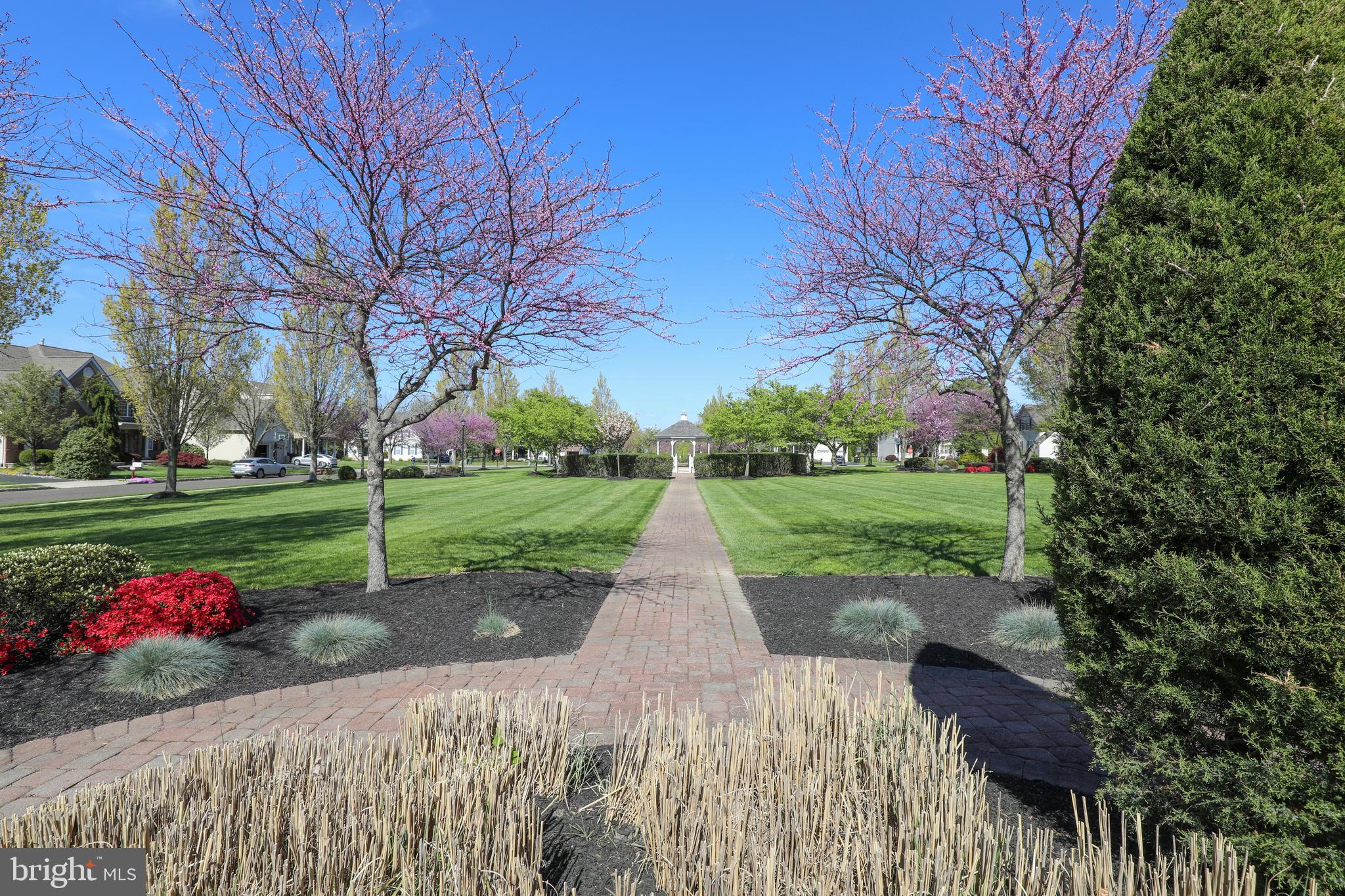 DEVONSHIRE ESTATES - Residential