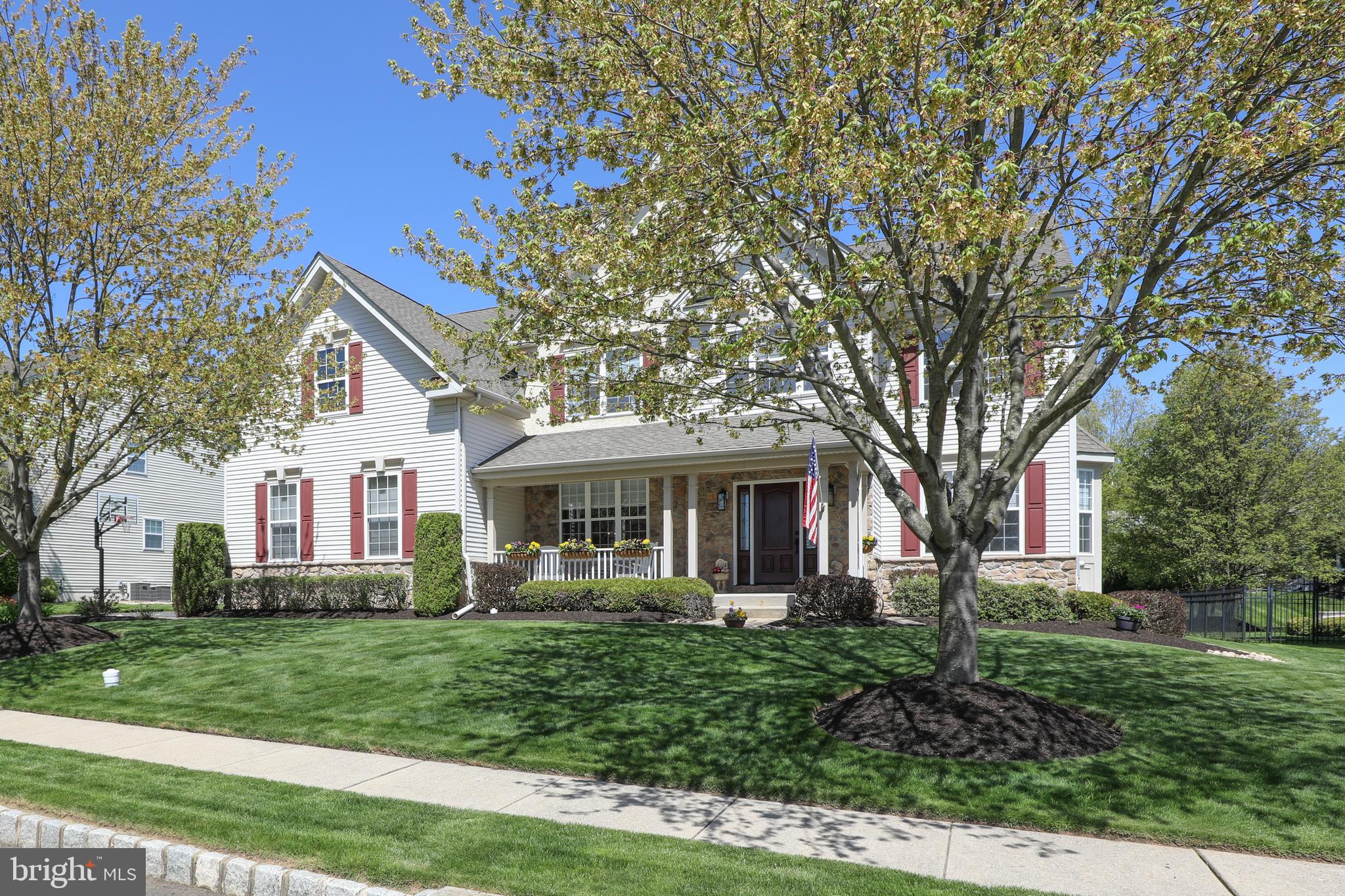 DEVONSHIRE ESTATES - Residential