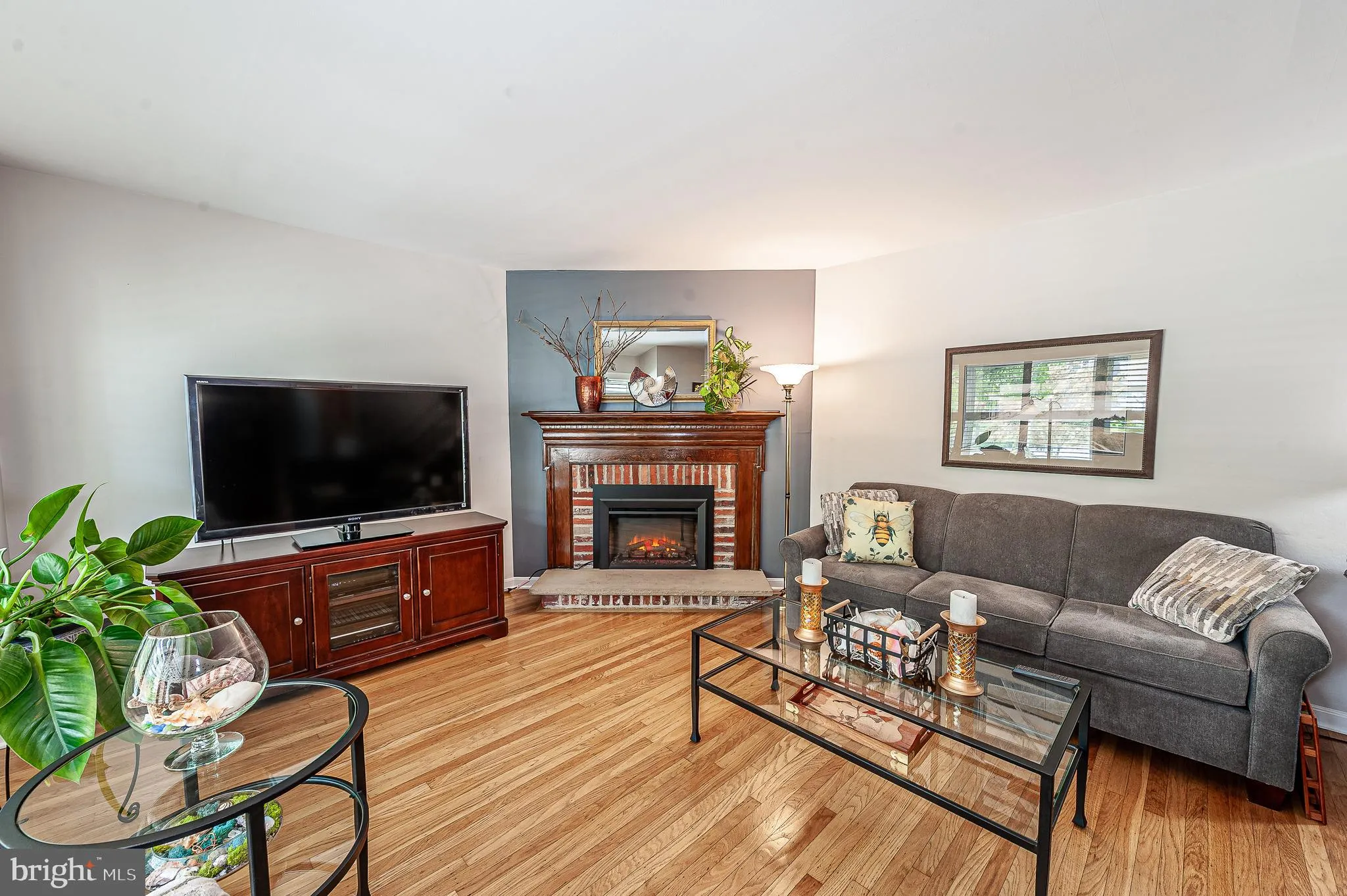 Turnersville, New Jersey 08012, United States, 3 Bedrooms Bedrooms, ,2 BathroomsBathrooms,Residential,Pending,183524