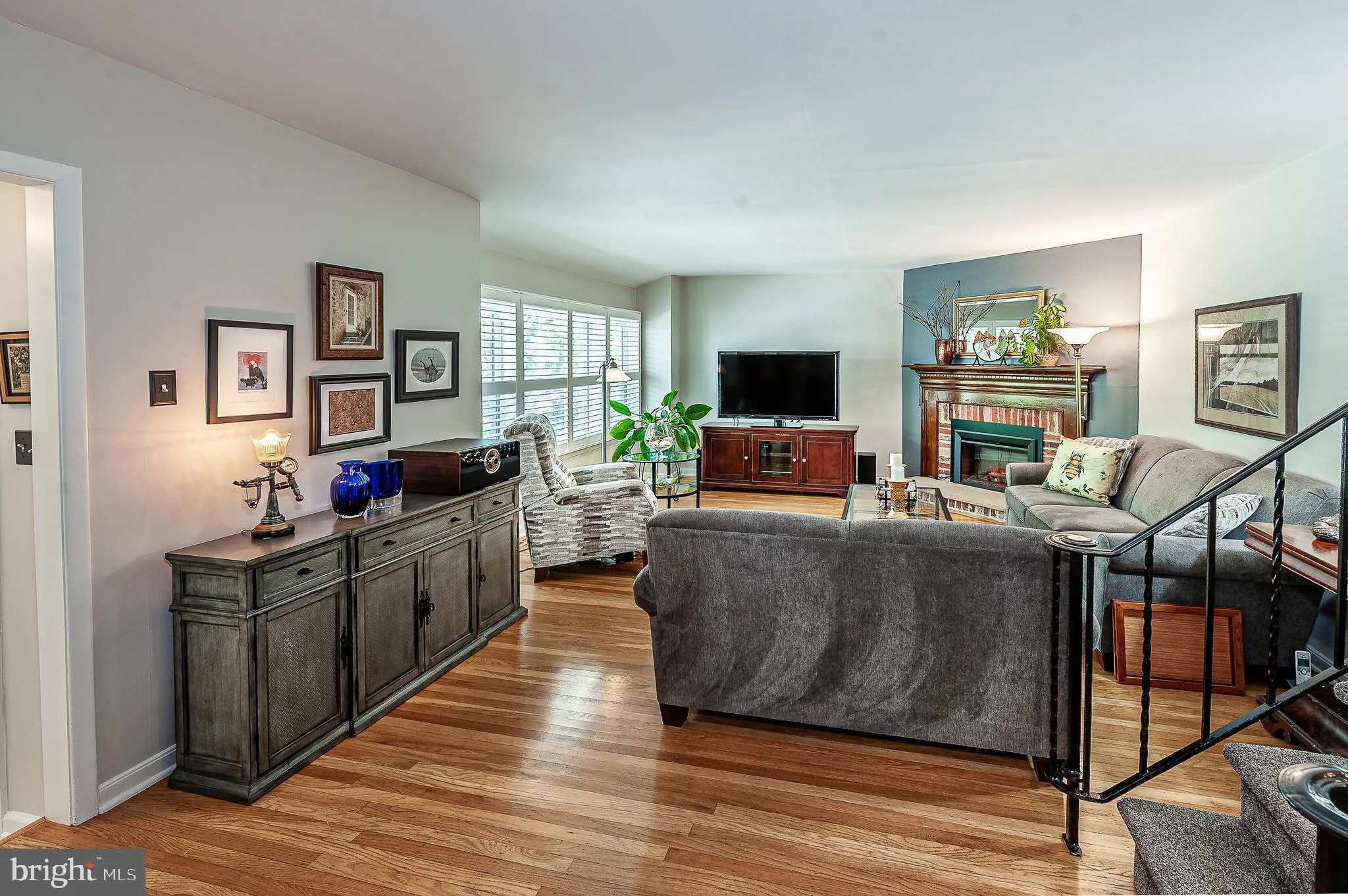 Turnersville, New Jersey 08012, United States, 3 Bedrooms Bedrooms, ,2 BathroomsBathrooms,Residential,Pending,183524