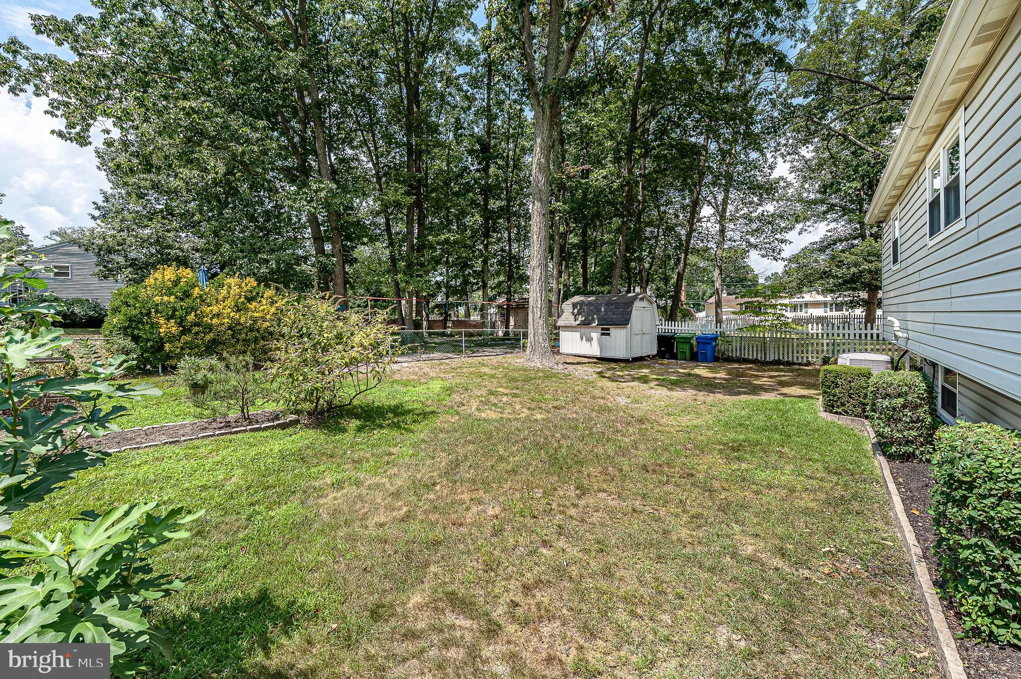 Turnersville, New Jersey 08012, United States, 3 Bedrooms Bedrooms, ,2 BathroomsBathrooms,Residential,Pending,183524