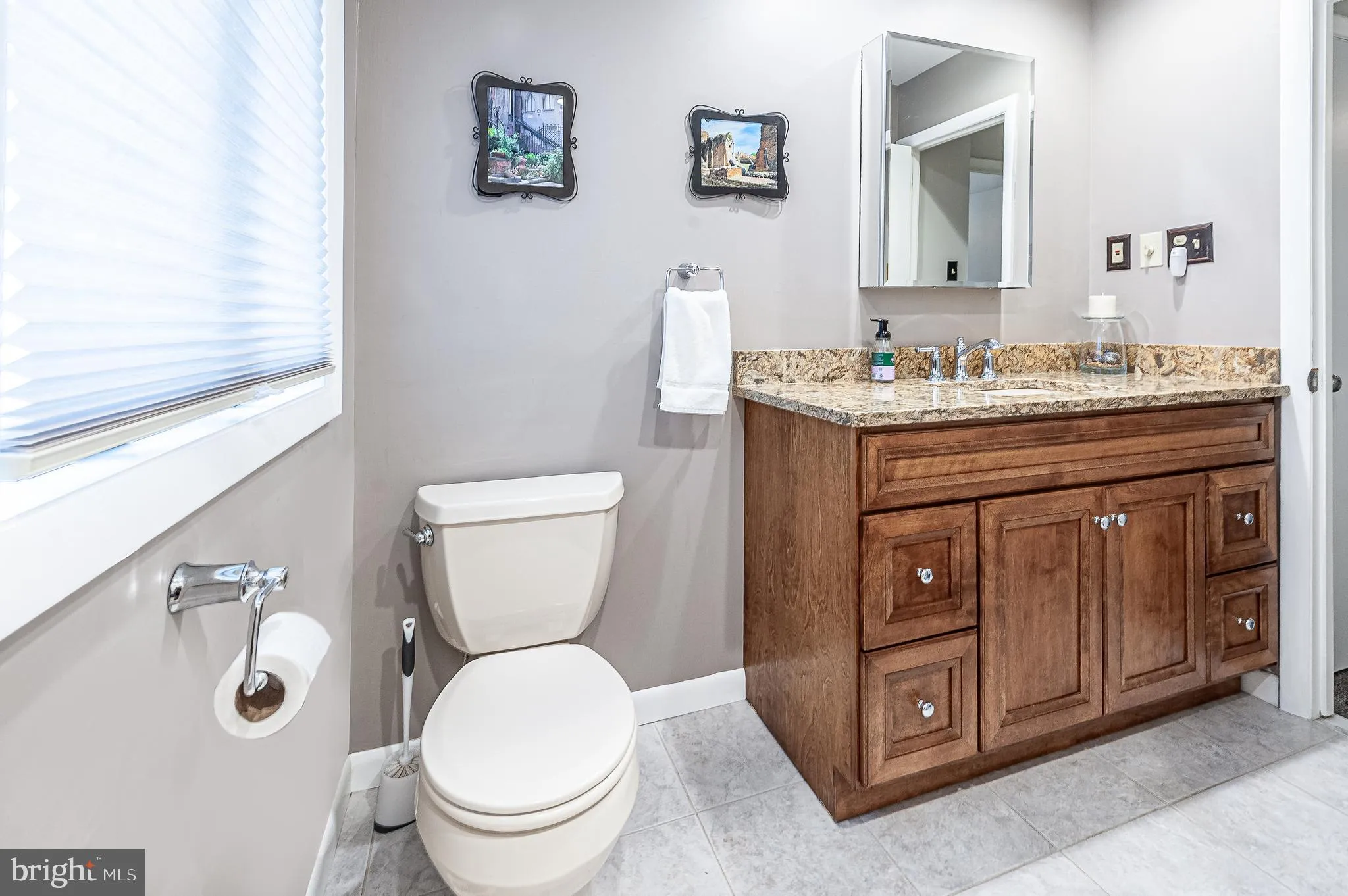 Turnersville, New Jersey 08012, United States, 3 Bedrooms Bedrooms, ,2 BathroomsBathrooms,Residential,Pending,183524