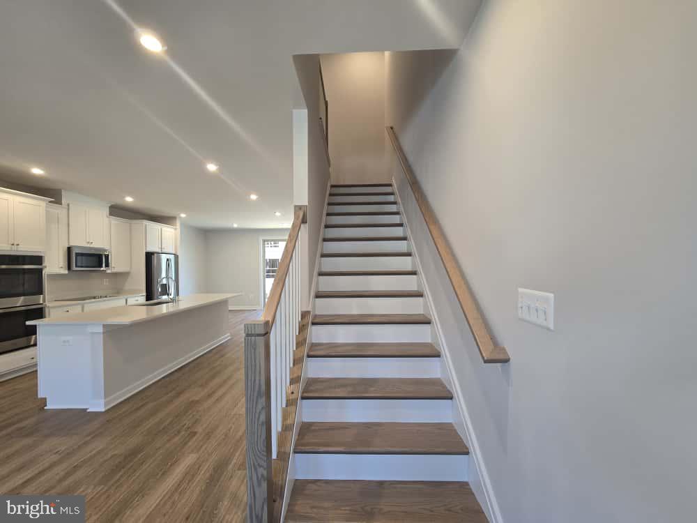 TUSCARORA VILLAGE - Residential Lease