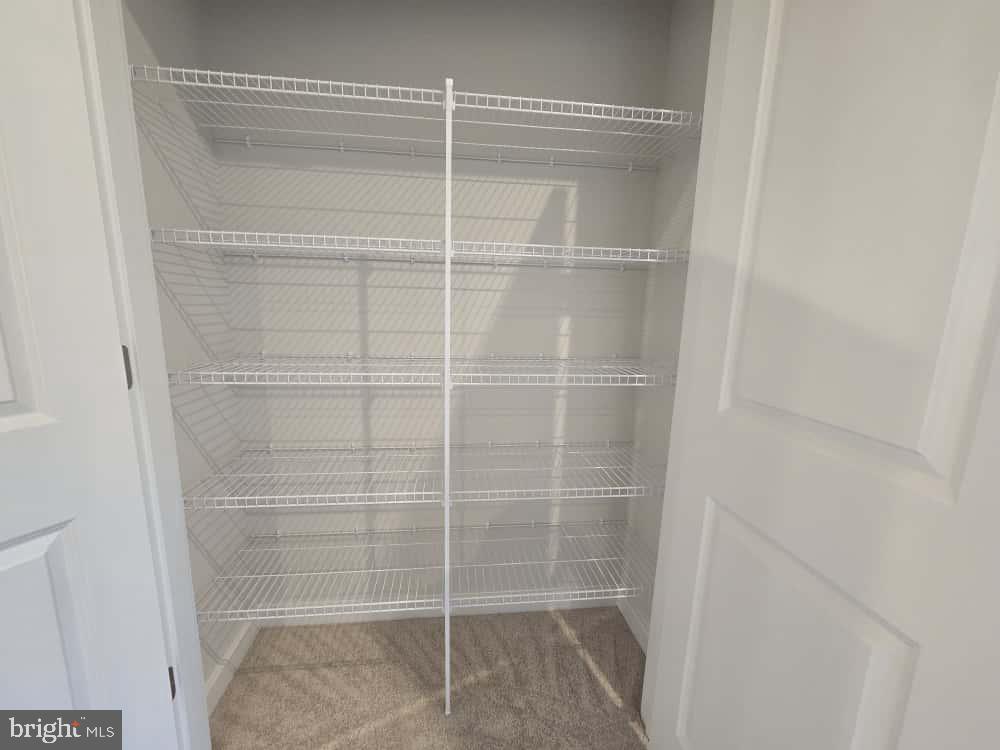 TUSCARORA VILLAGE - Residential Lease