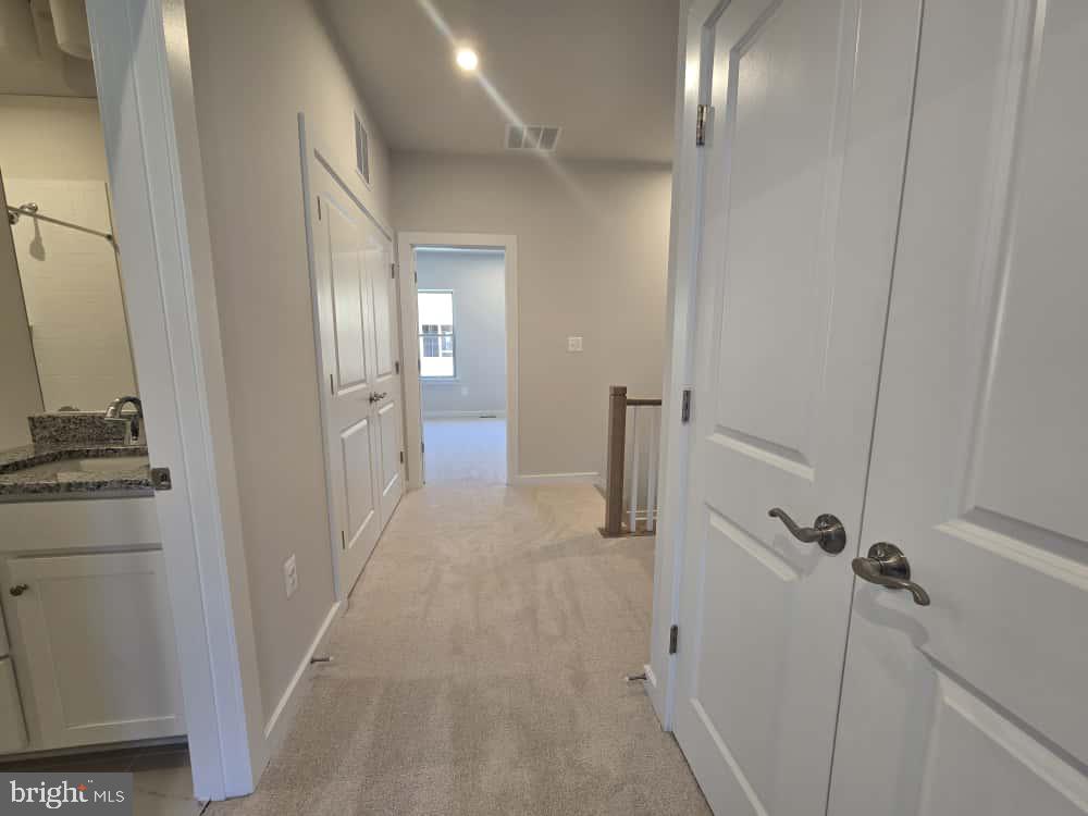 TUSCARORA VILLAGE - Residential Lease