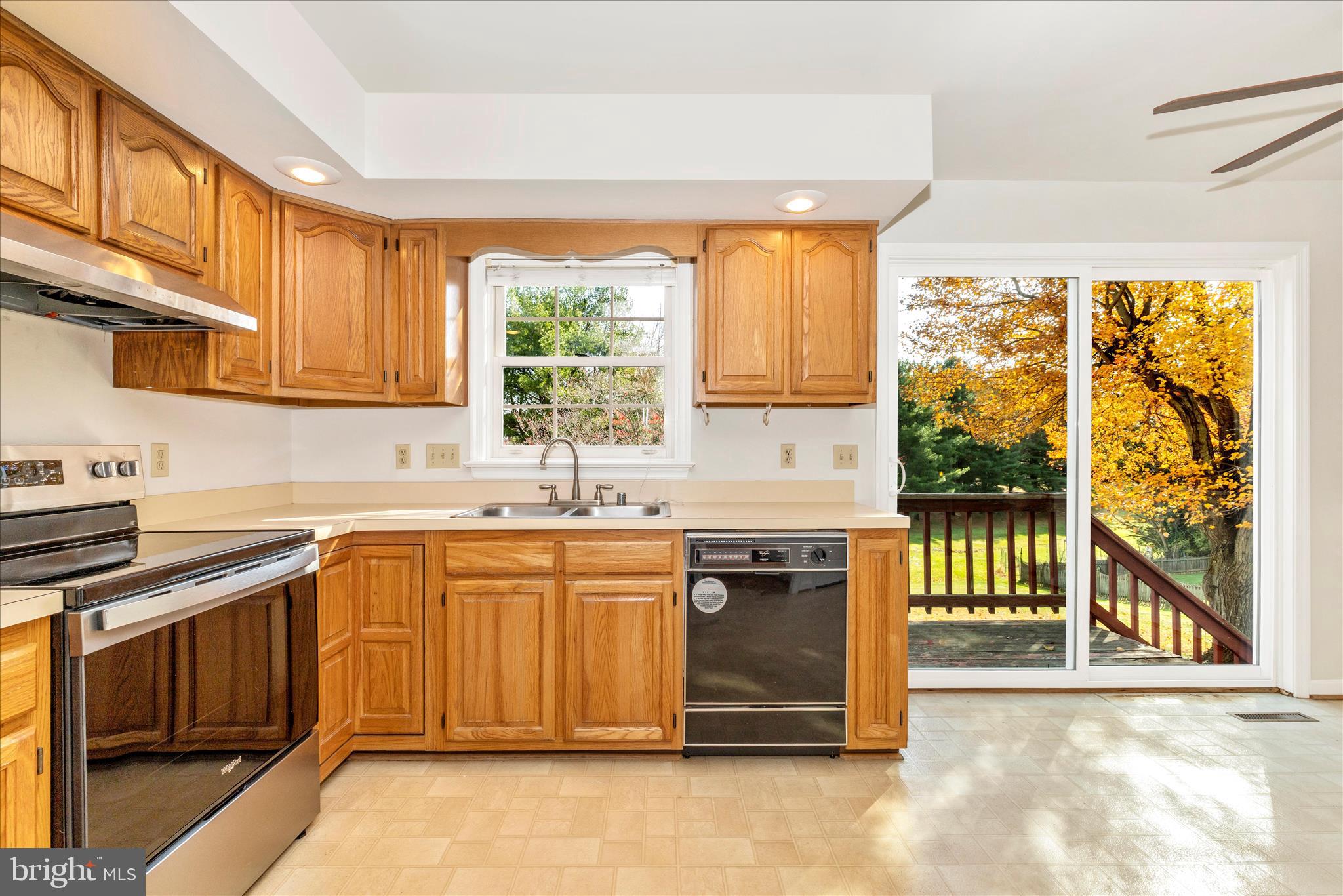 MEADOWRIDGE - Residential