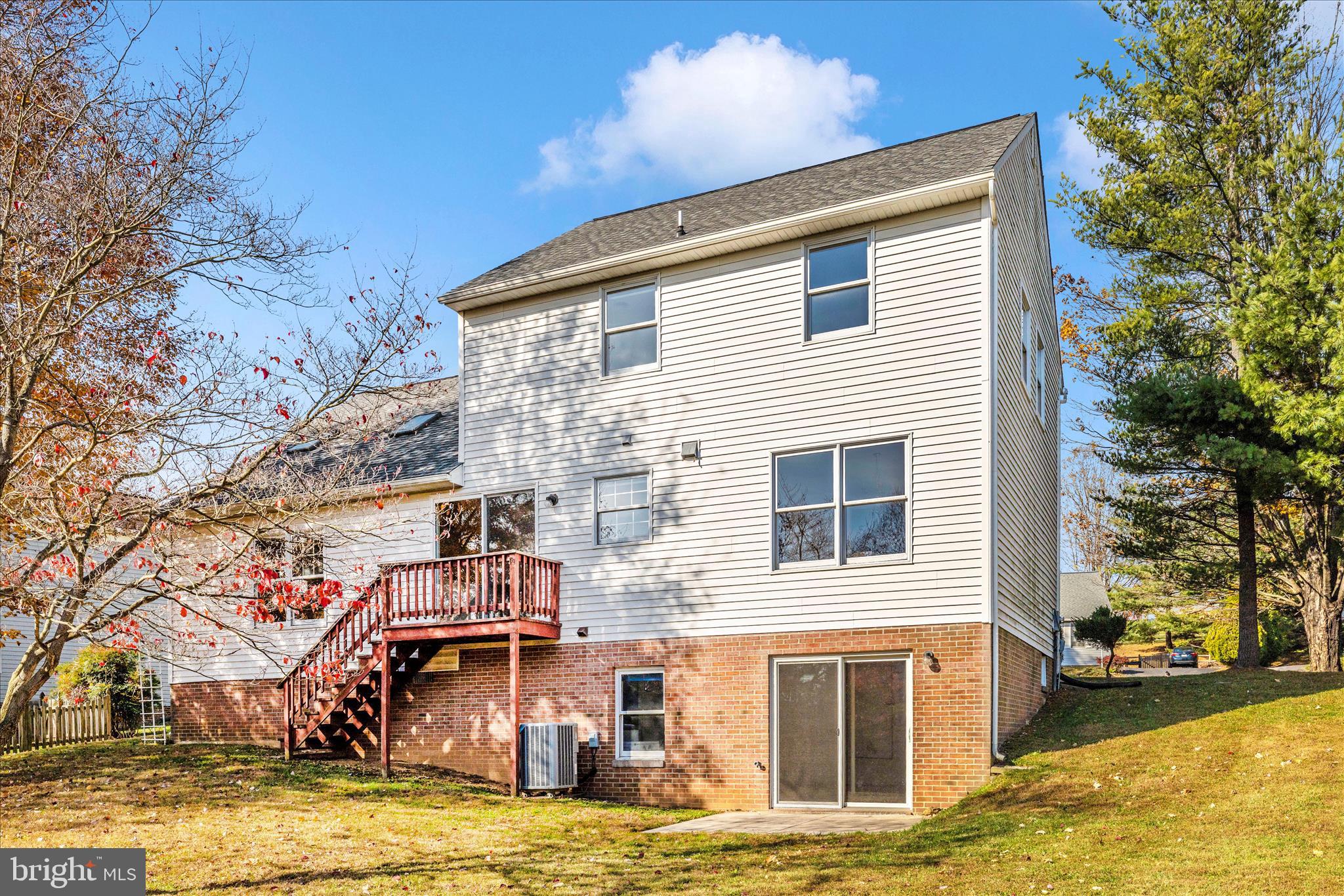 MEADOWRIDGE - Residential