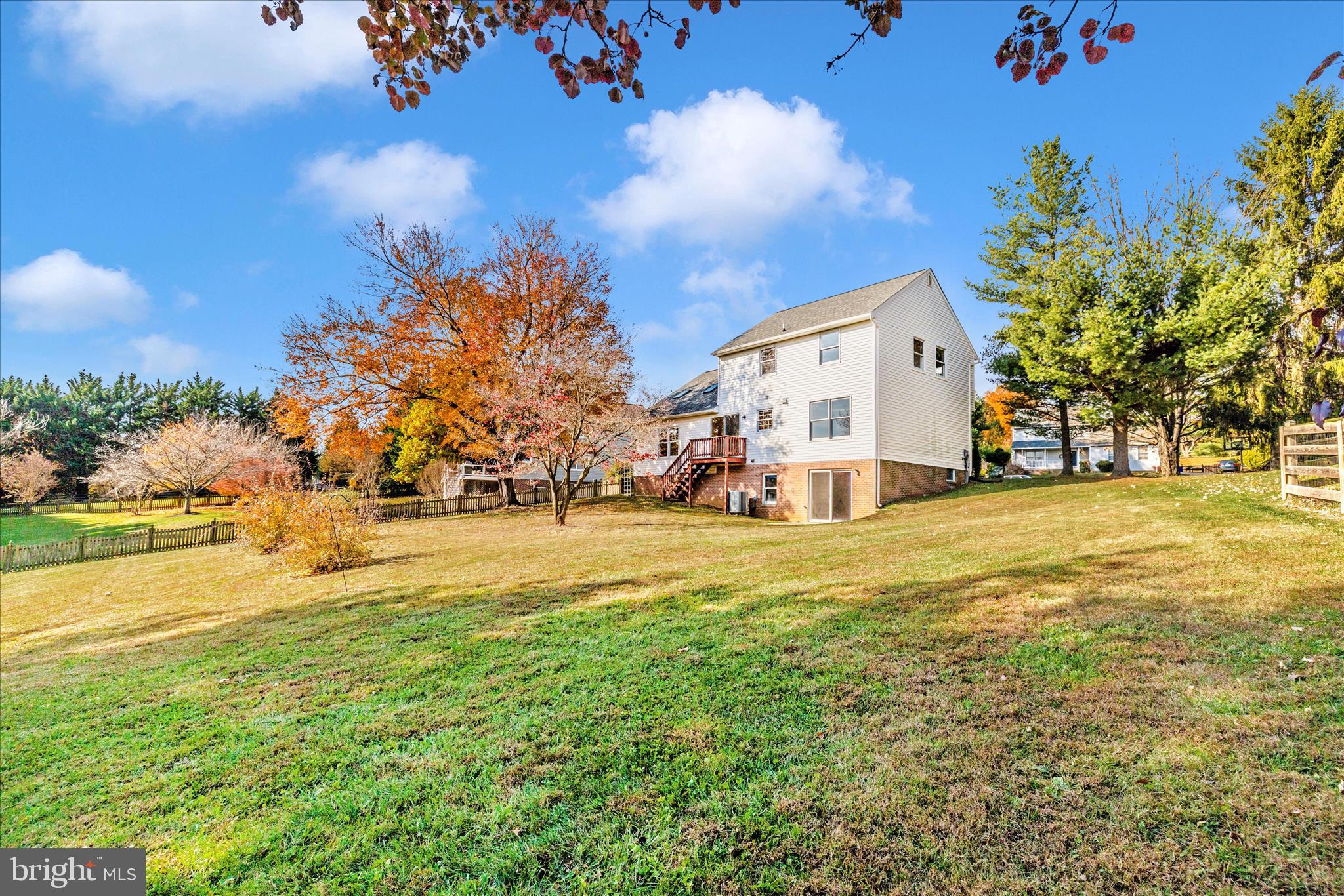 MEADOWRIDGE - Residential