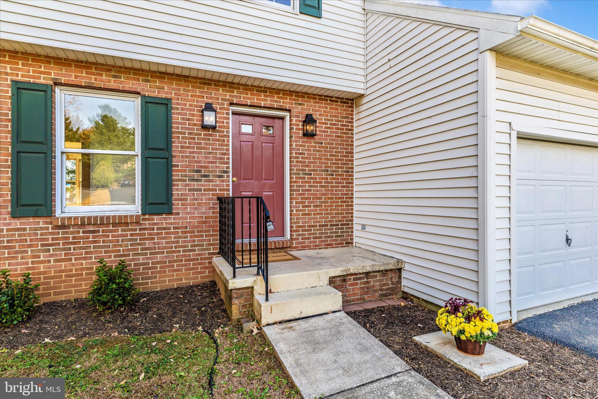 MEADOWRIDGE - Residential