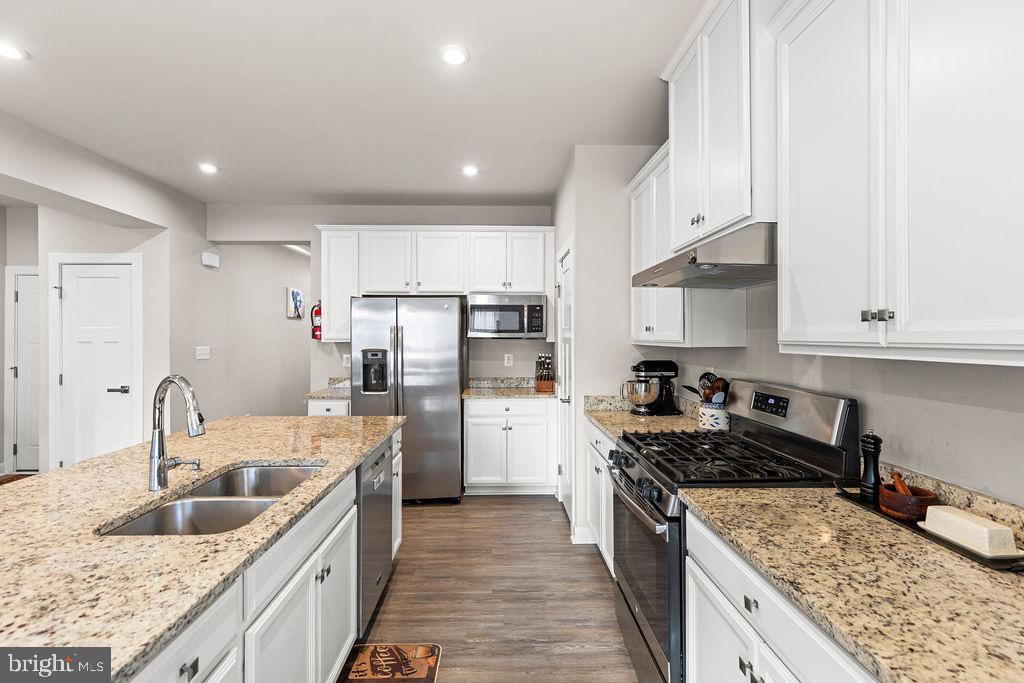 LEES PARKE - Residential