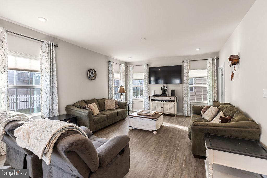 LEES PARKE - Residential