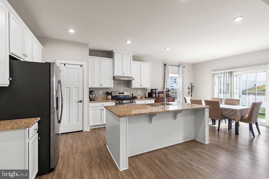 LEES PARKE - Residential