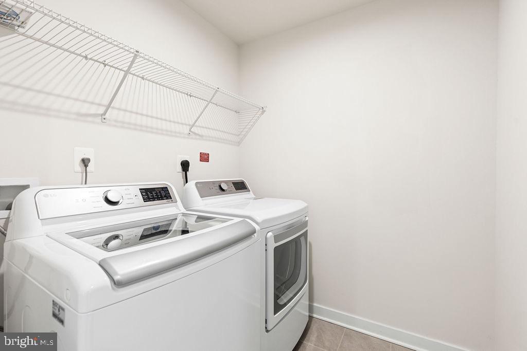 LEES PARKE - Residential