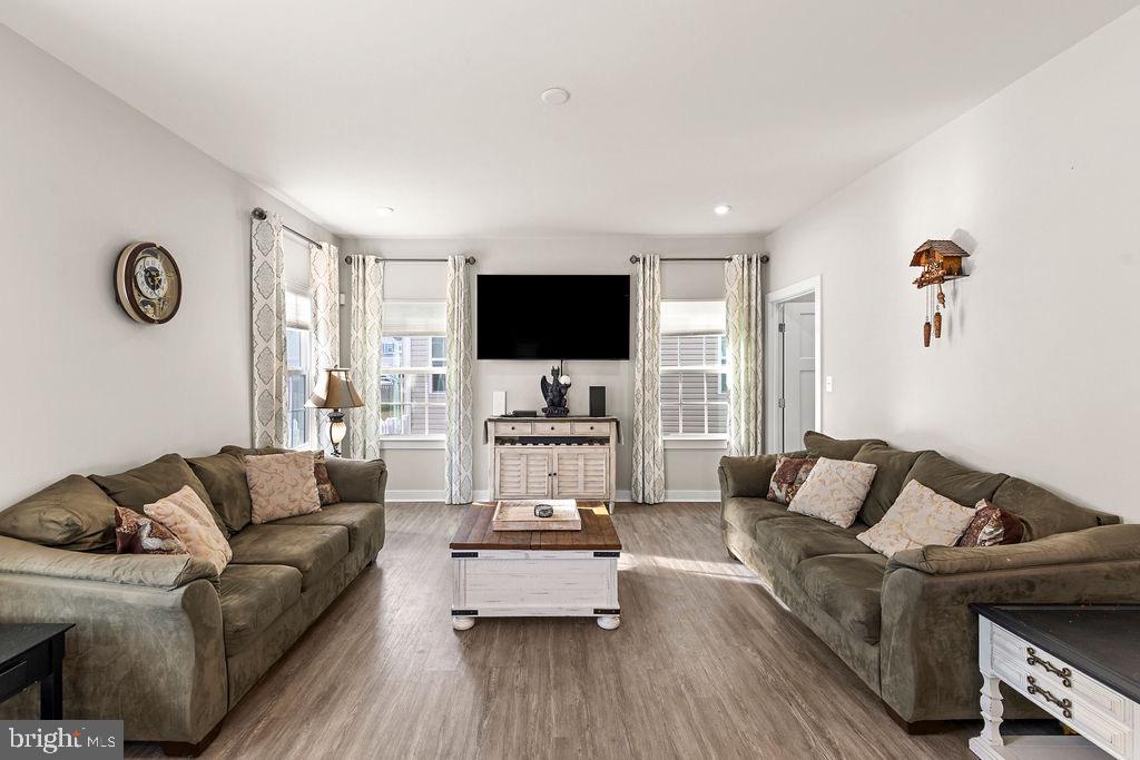 LEES PARKE - Residential