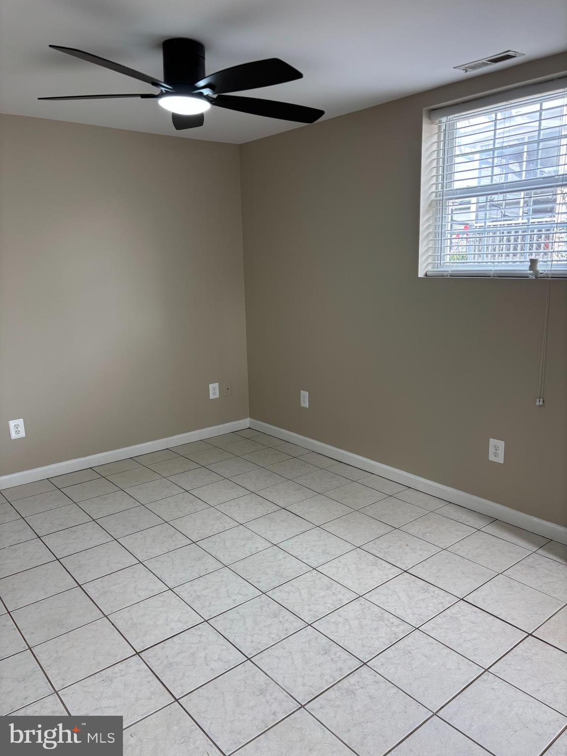 FAIRVIEW  BEACH - Residential Lease