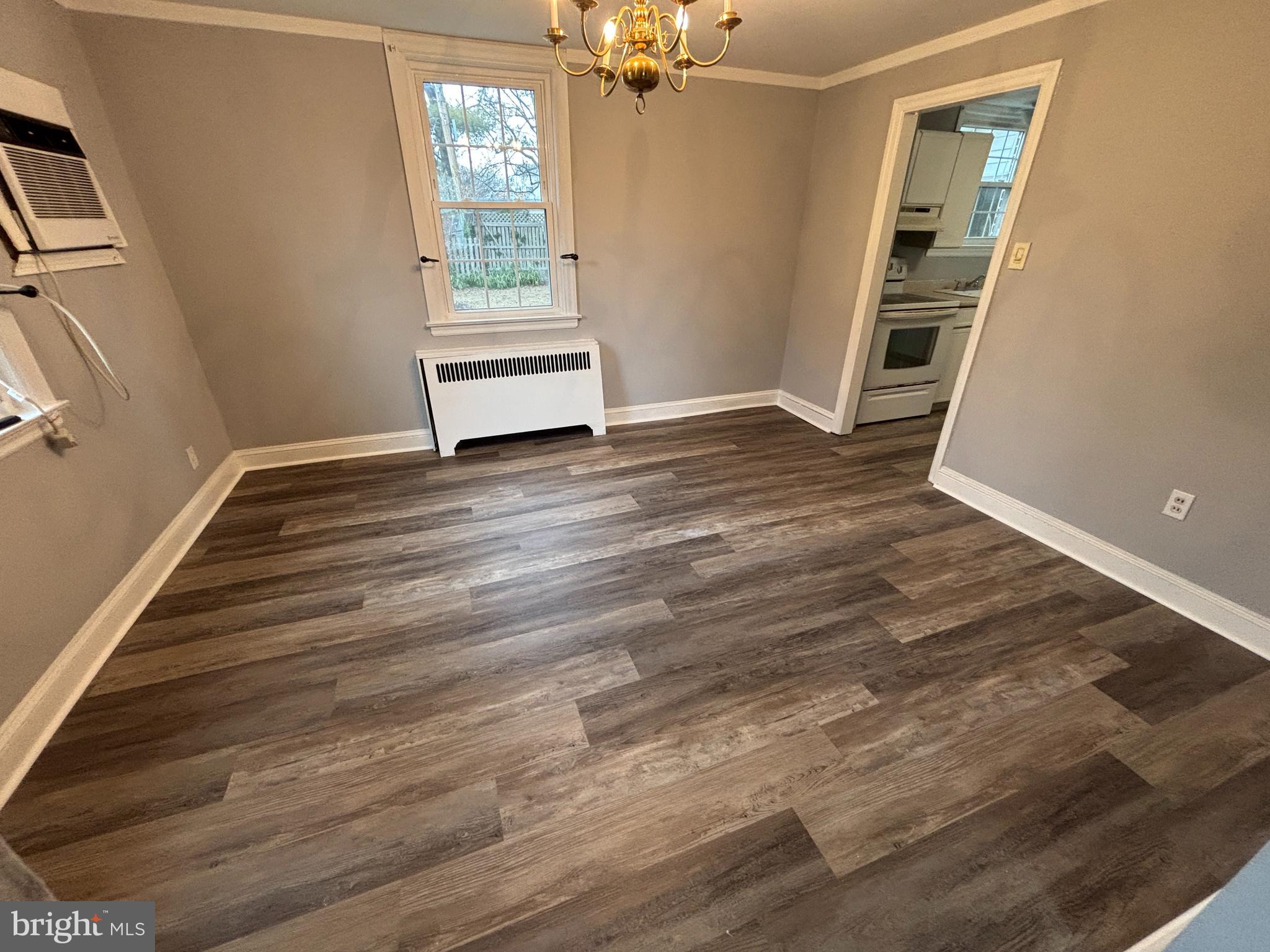 VALLEY VIEW - Residential Lease