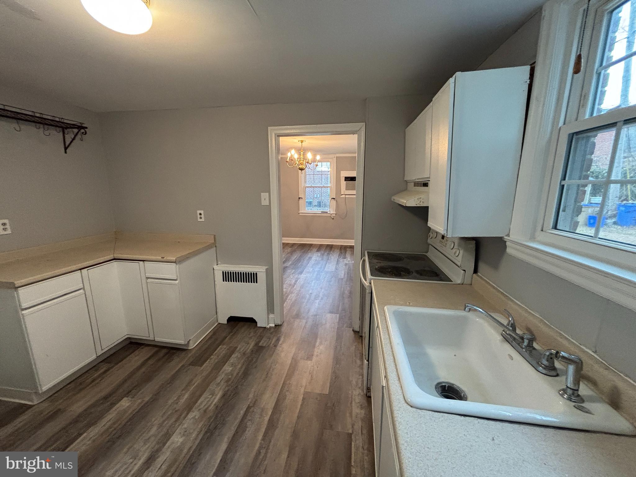 VALLEY VIEW - Residential Lease