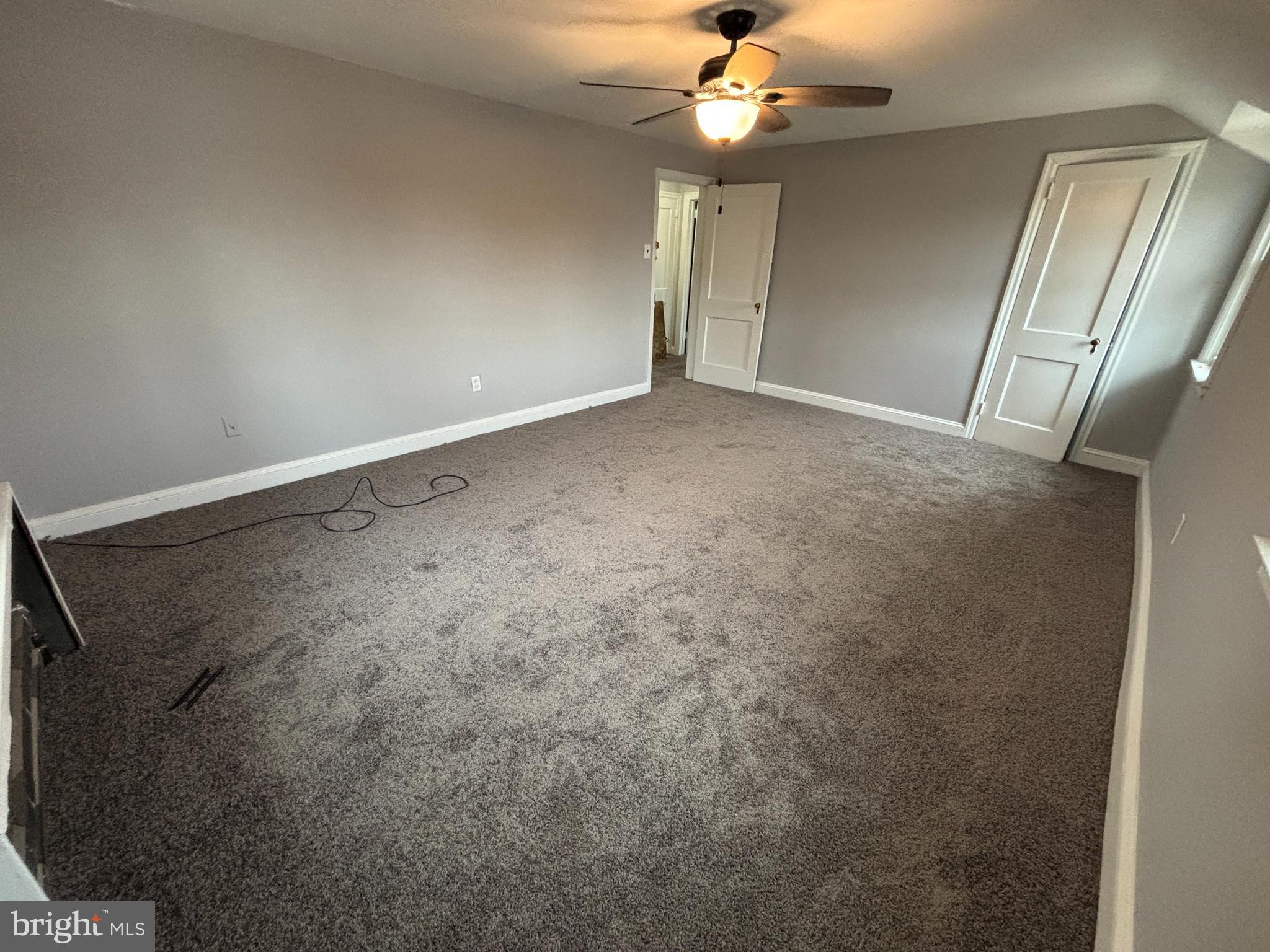 VALLEY VIEW - Residential Lease