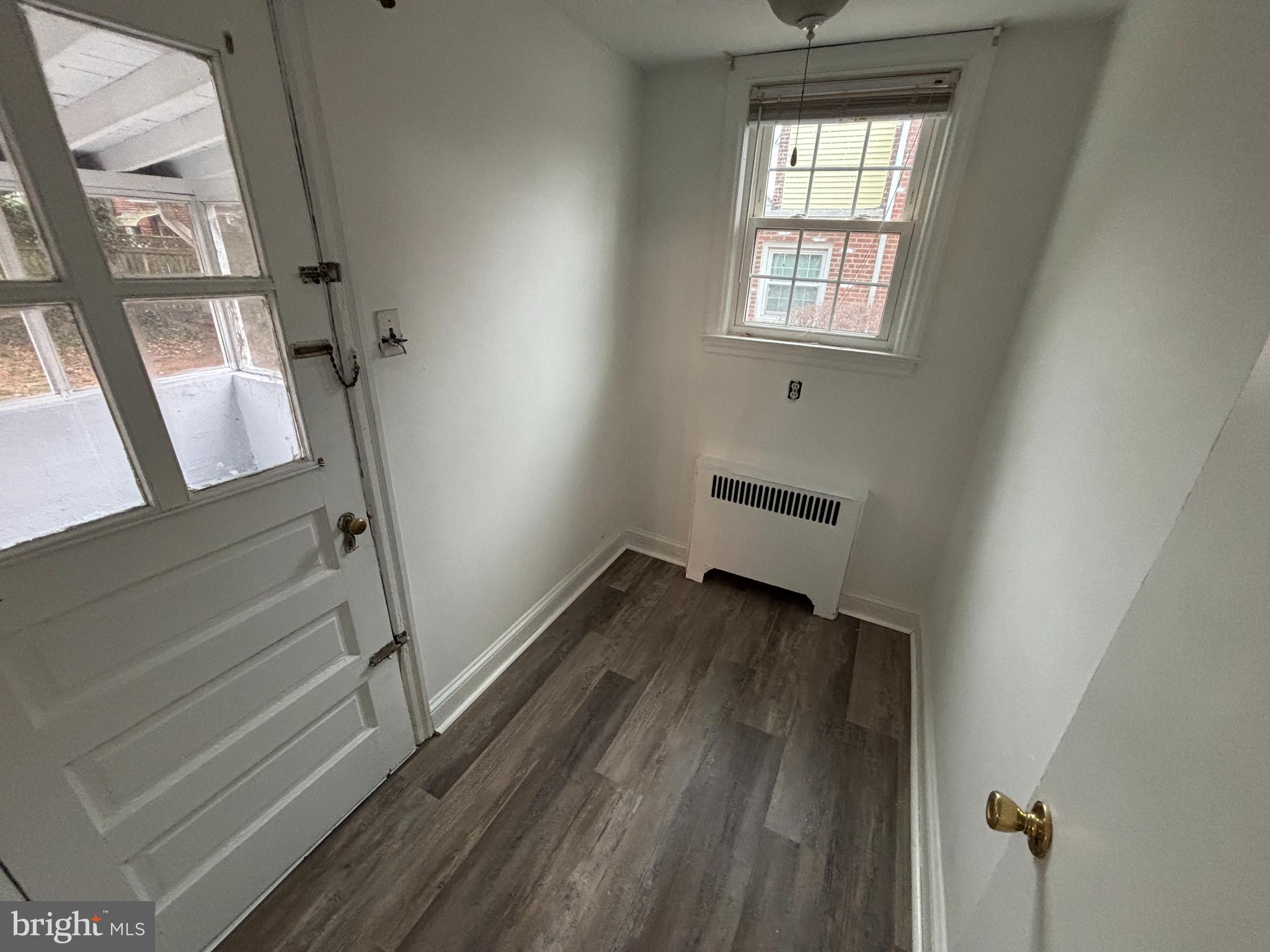 VALLEY VIEW - Residential Lease