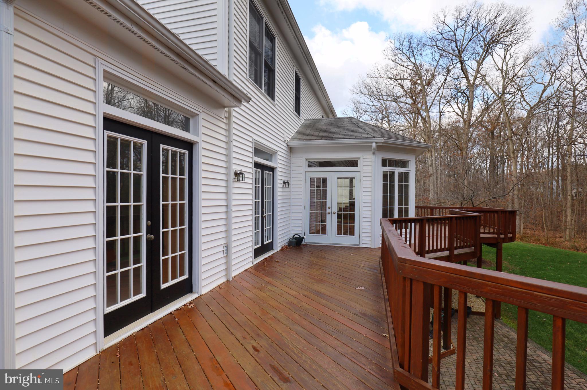 CROSSPOINTE - Residential