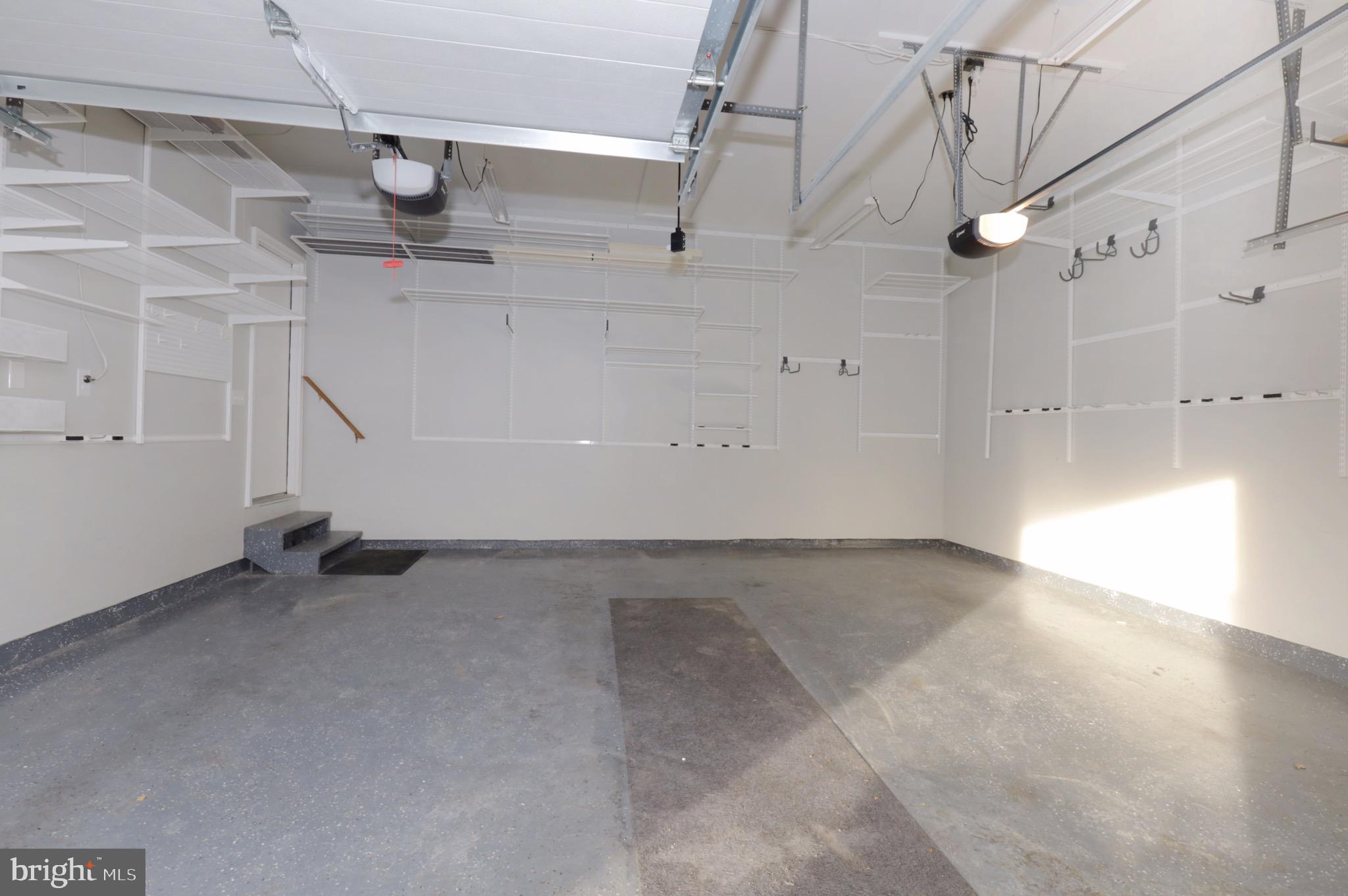 CROSSPOINTE - Residential