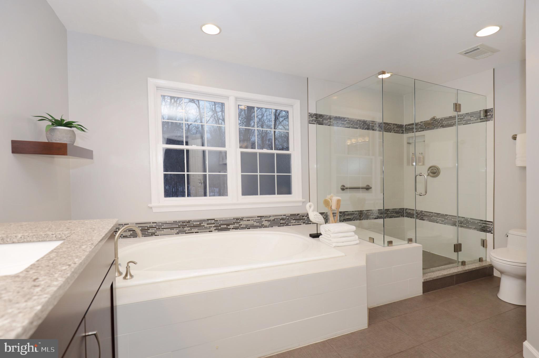 CROSSPOINTE - Residential