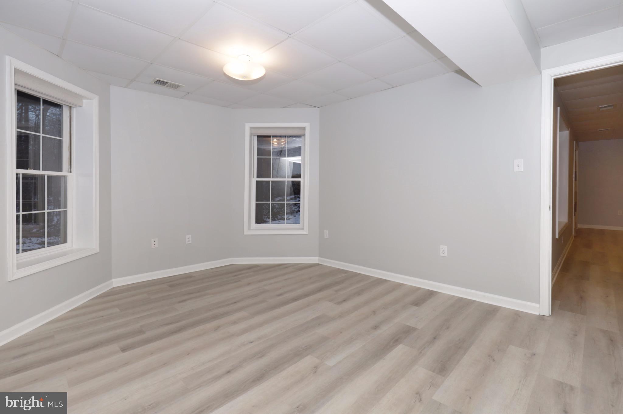 CROSSPOINTE - Residential