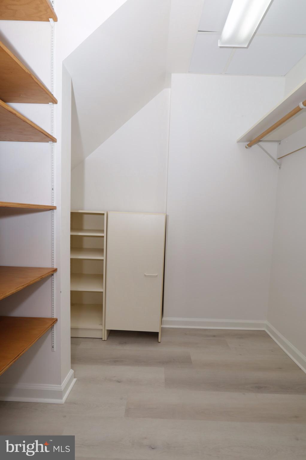 CROSSPOINTE - Residential