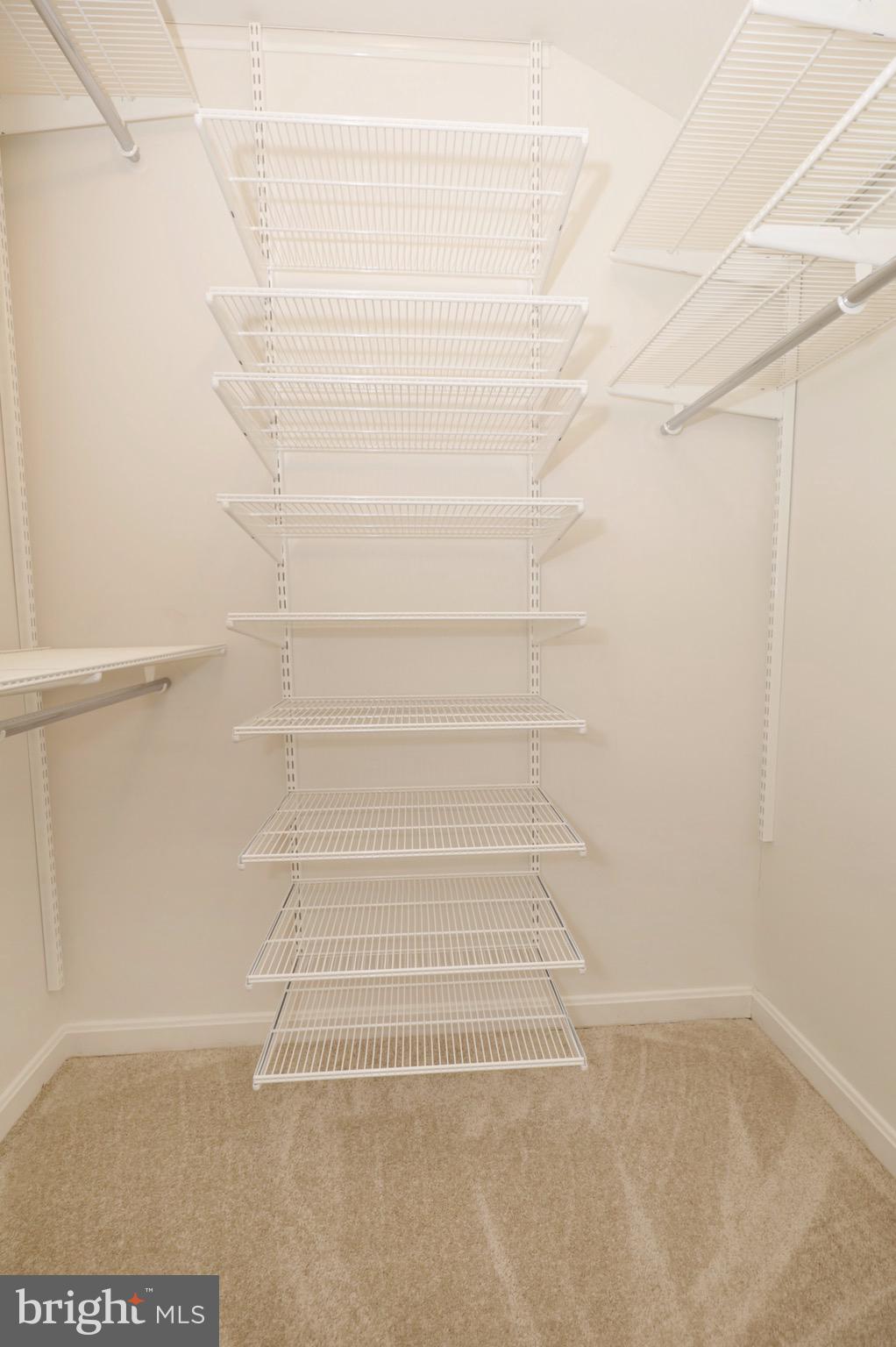 CROSSPOINTE - Residential